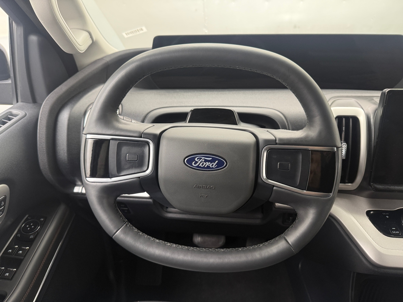 Thumbnail: 2025 Ford Expedition MAX - 5