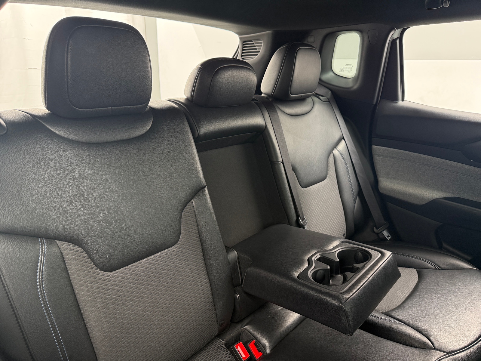 Thumbnail: 2023 Jeep Compass - 6