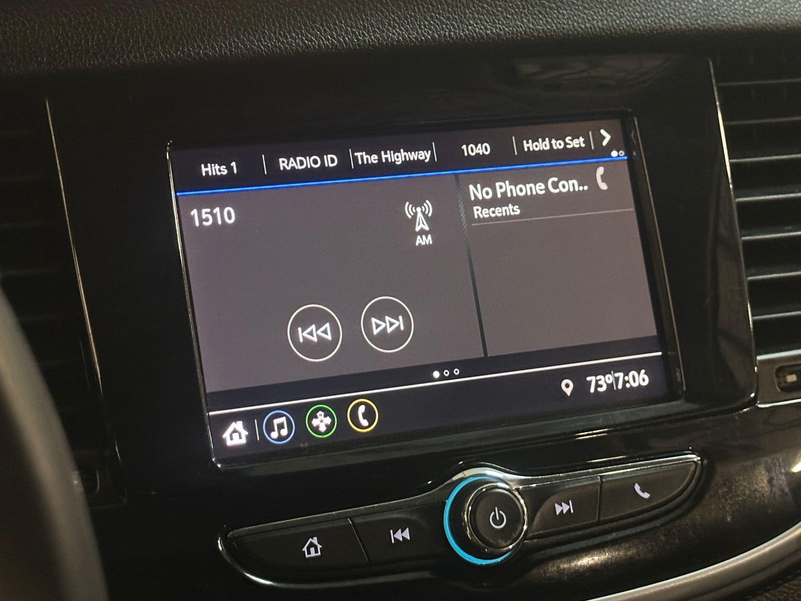 Thumbnail: 2022 Buick Encore - 3