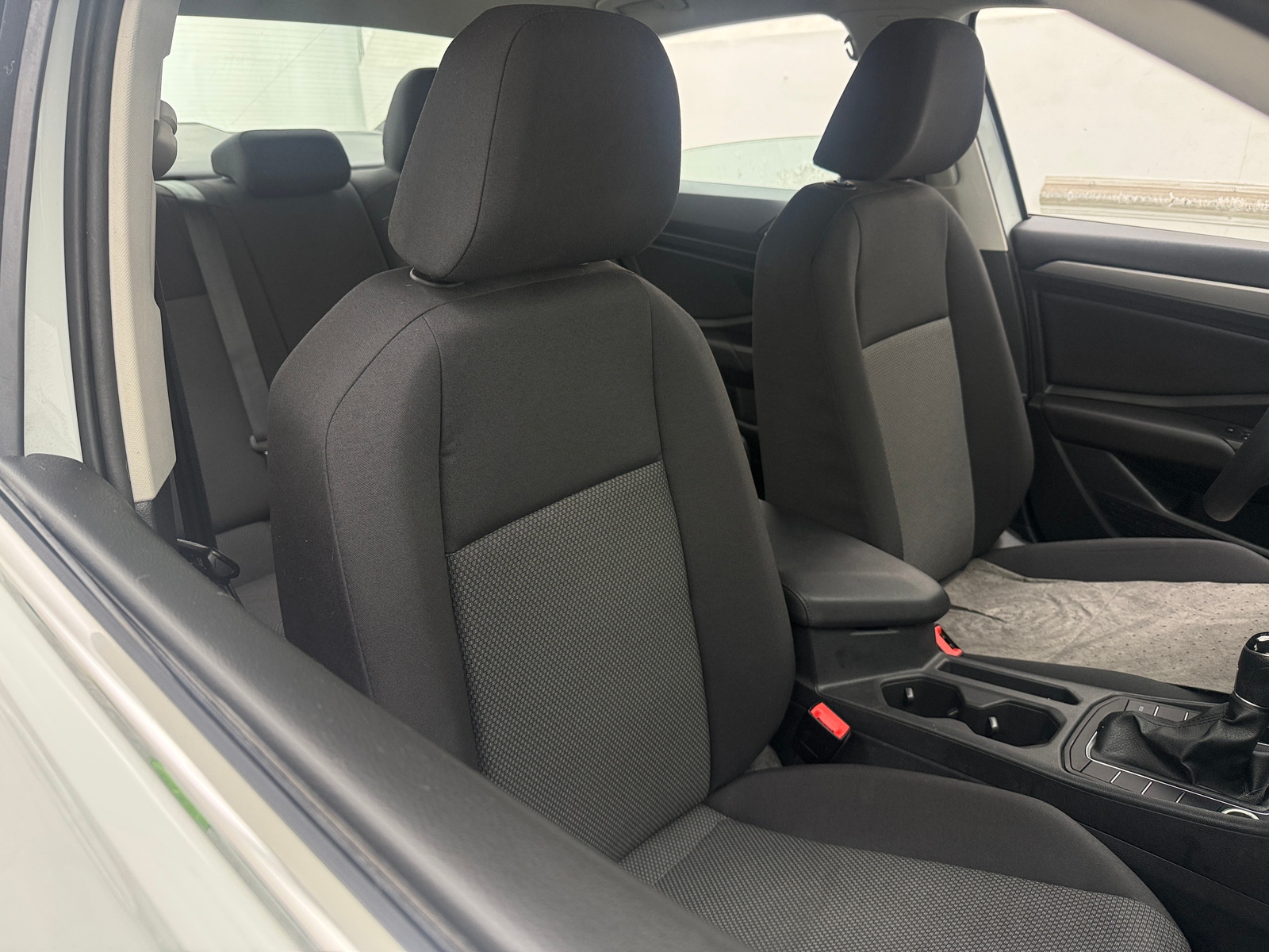 Thumbnail: 2019 Volkswagen Jetta - 2