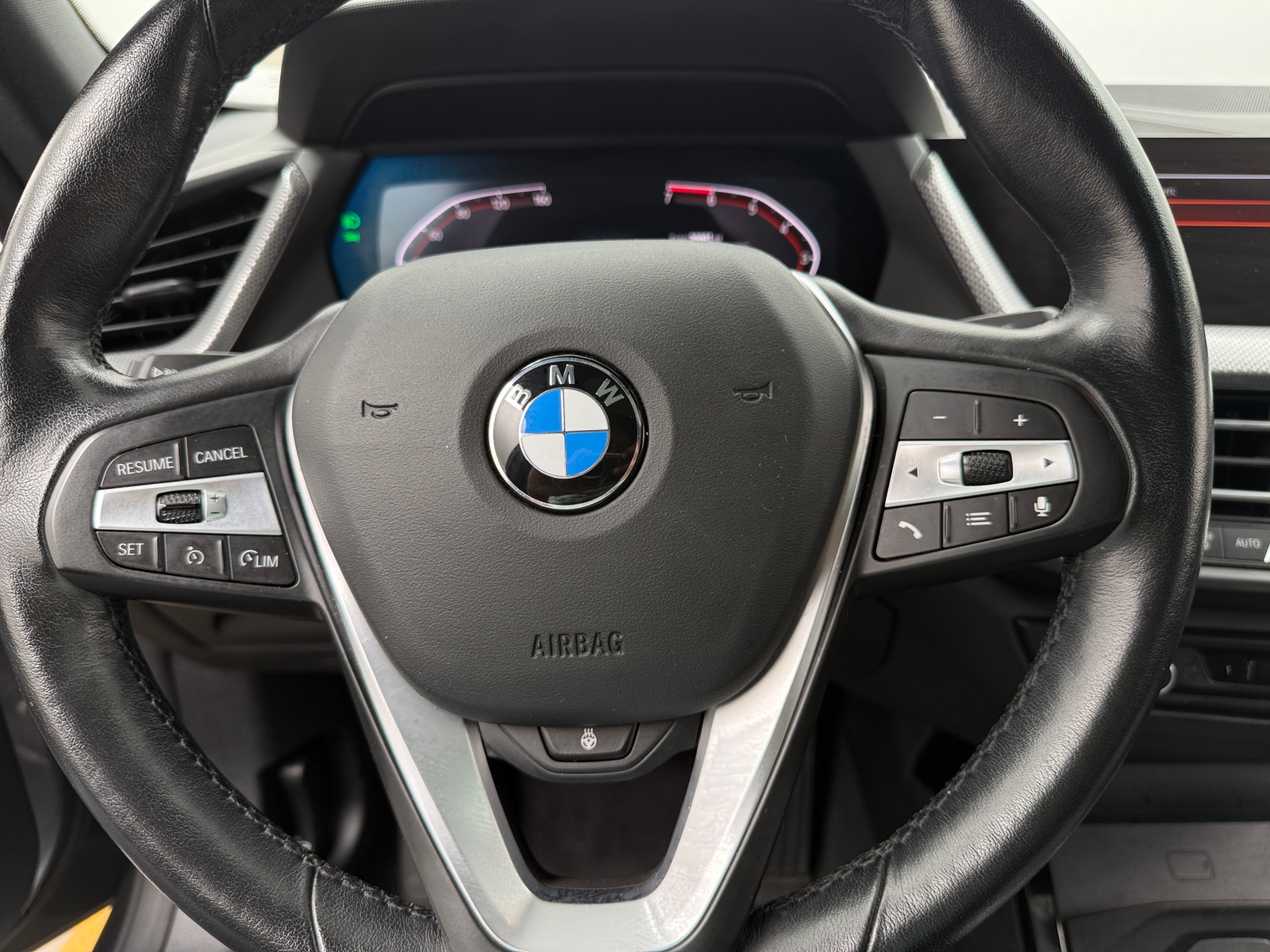Thumbnail: 2024 BMW 2 Series - 4