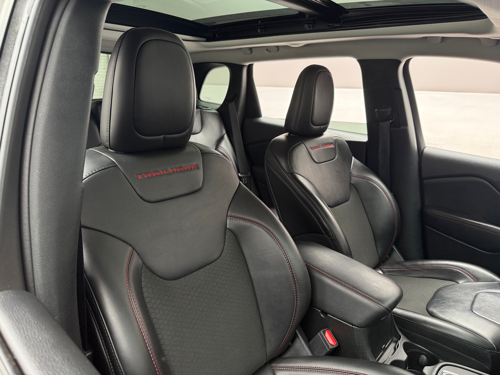 Thumbnail: 2021 Jeep Cherokee - 2