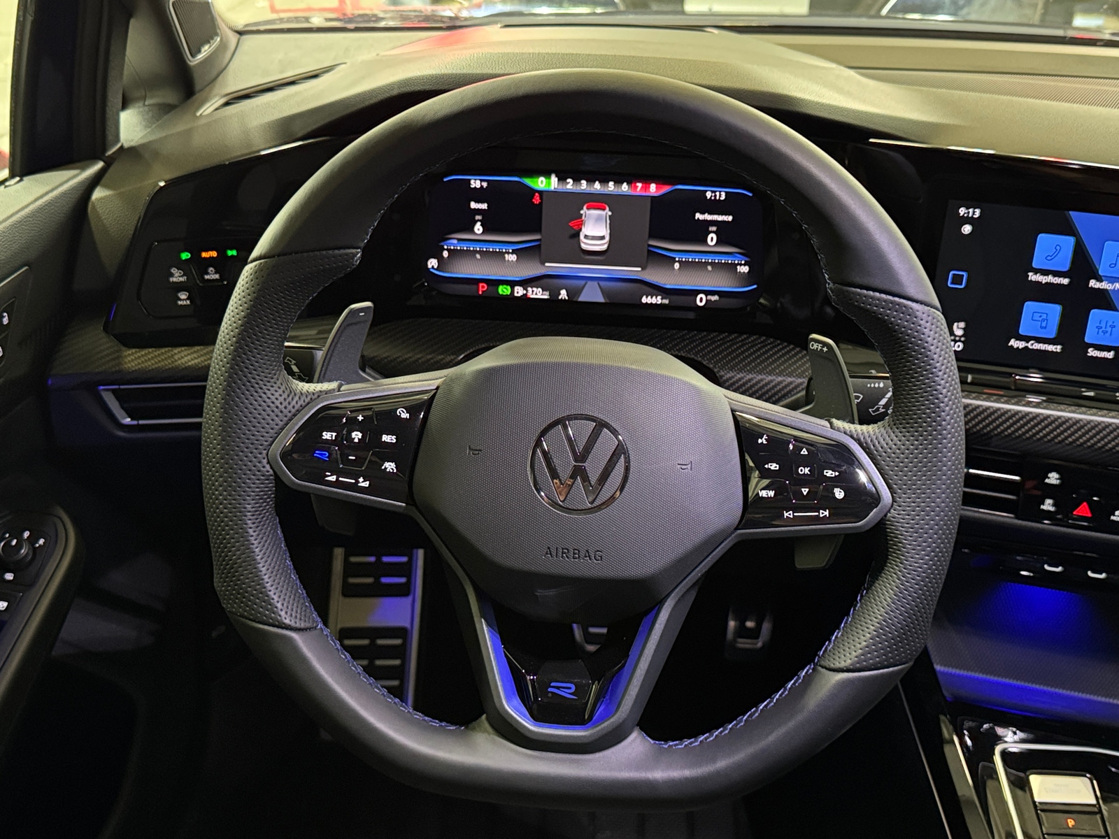 Thumbnail: 2023 Volkswagen Golf - 4