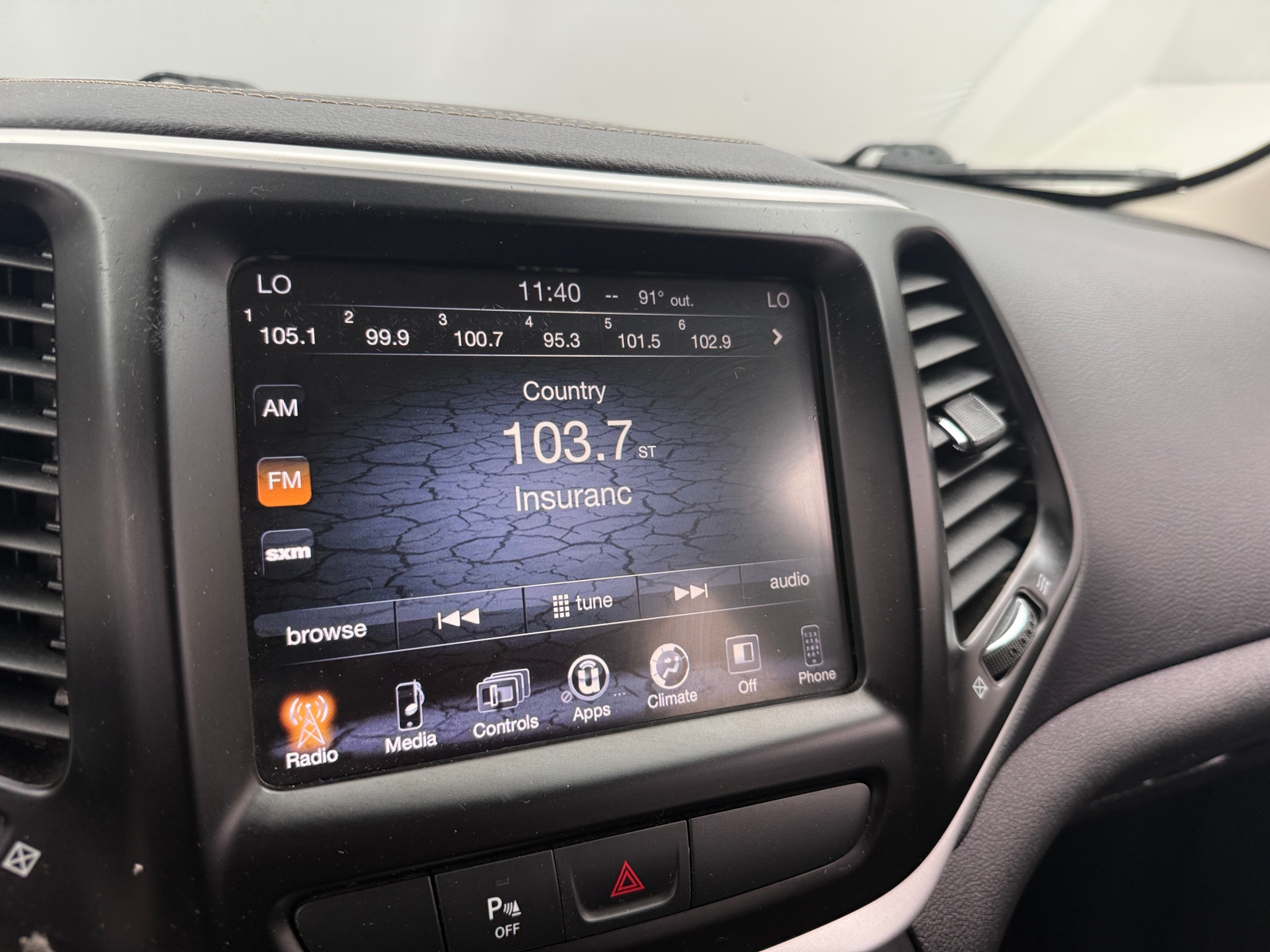 Thumbnail: 2018 Jeep Cherokee - 4