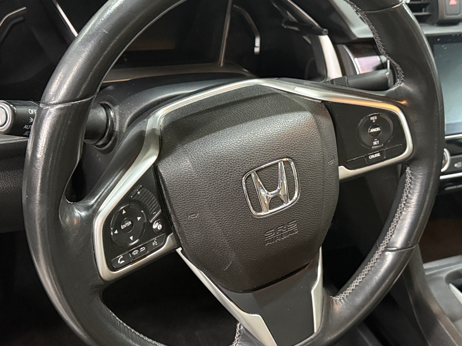 Thumbnail: 2017 Honda Civic - 4
