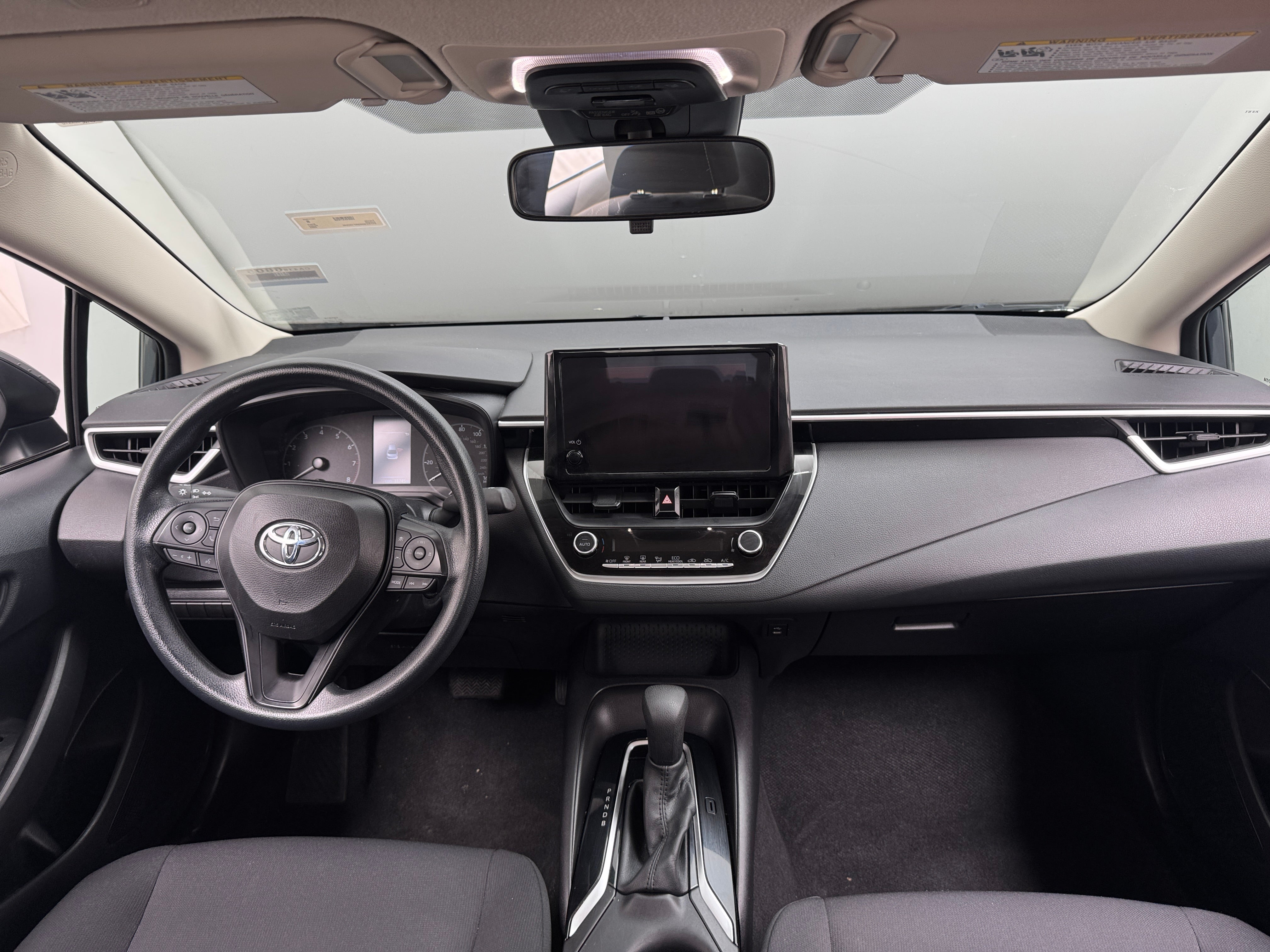 2024 Toyota Corolla LE - Photo 2