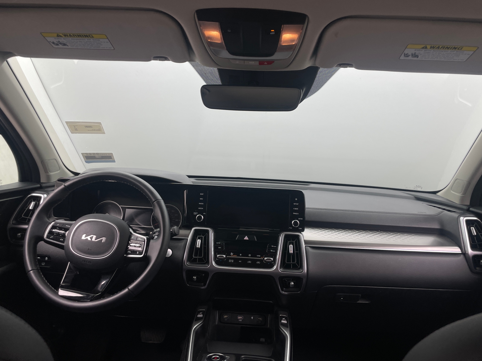 Thumbnail: 2023 Kia Sorento - 2