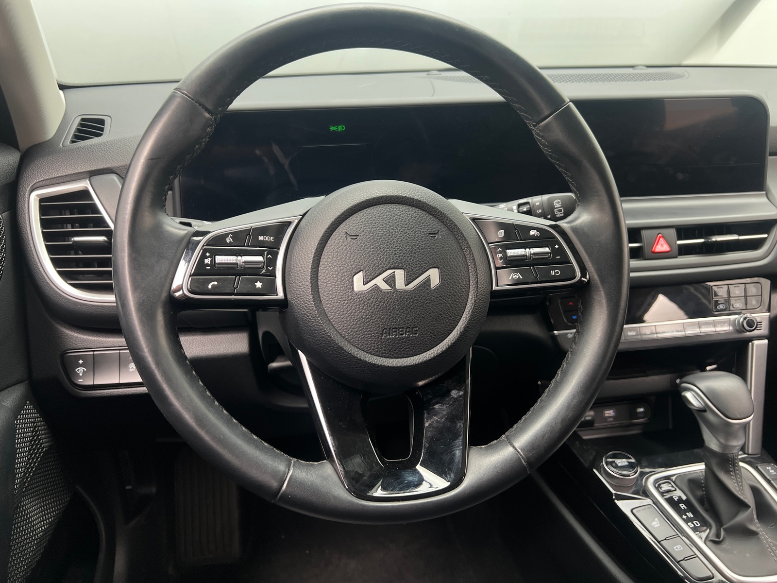 Thumbnail: 2024 Kia Seltos - 4