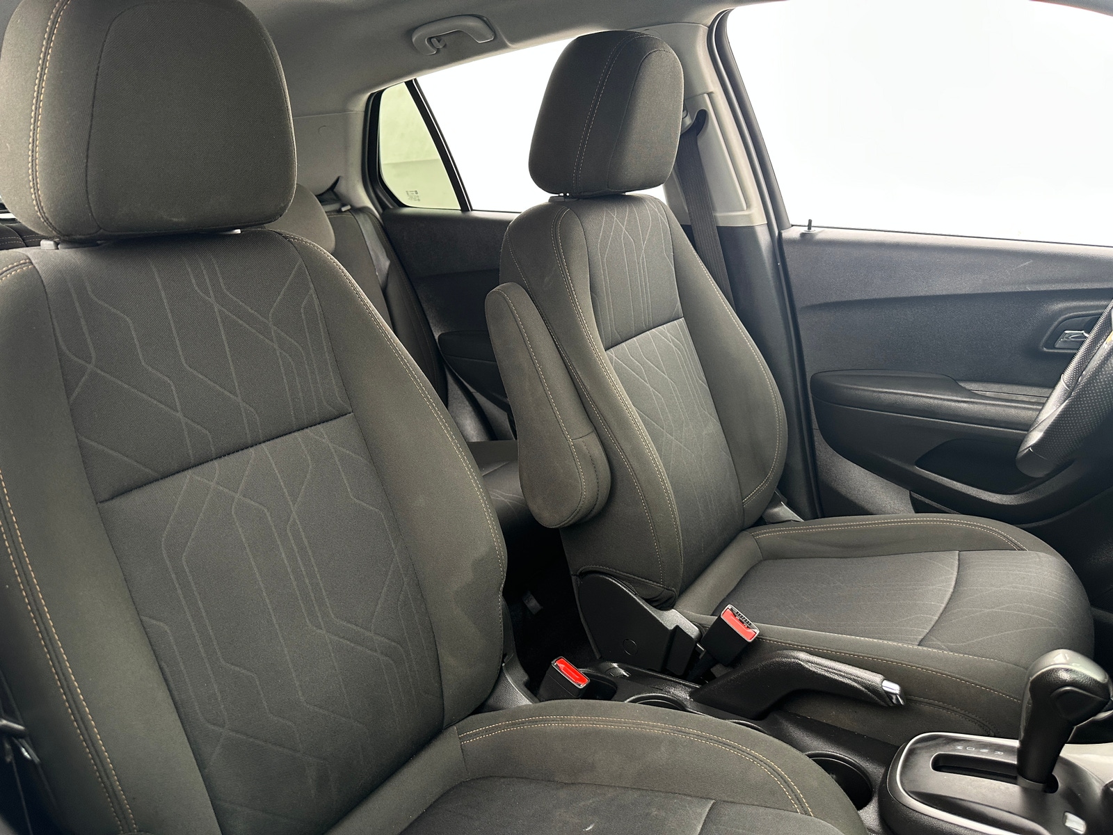 Thumbnail: 2020 Chevrolet Trax - 2