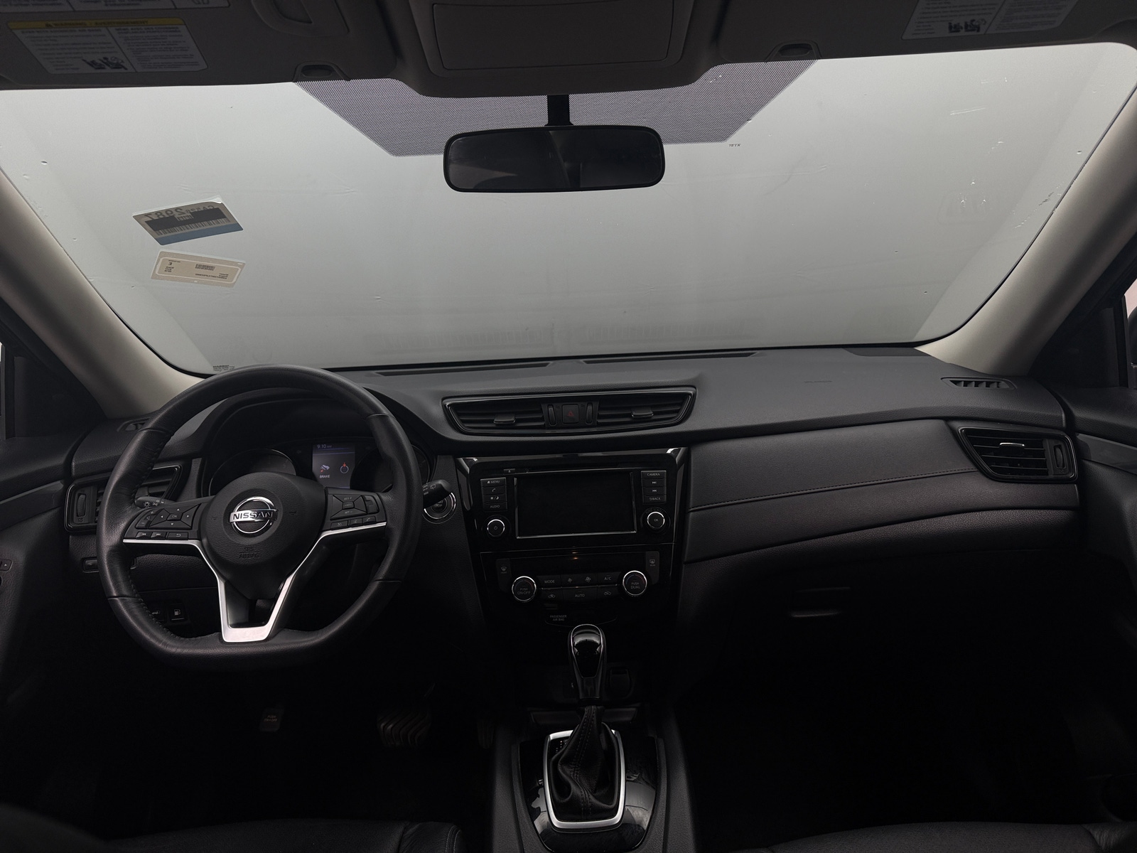 Thumbnail: 2018 Nissan Rogue - 3