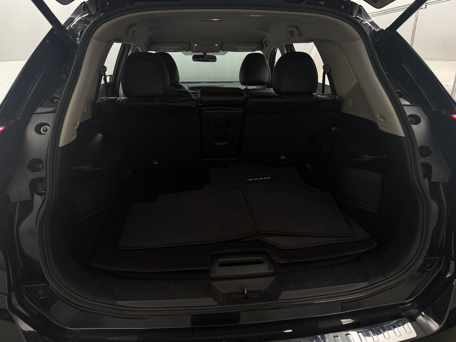 Thumbnail: 2018 Nissan Rogue - 7