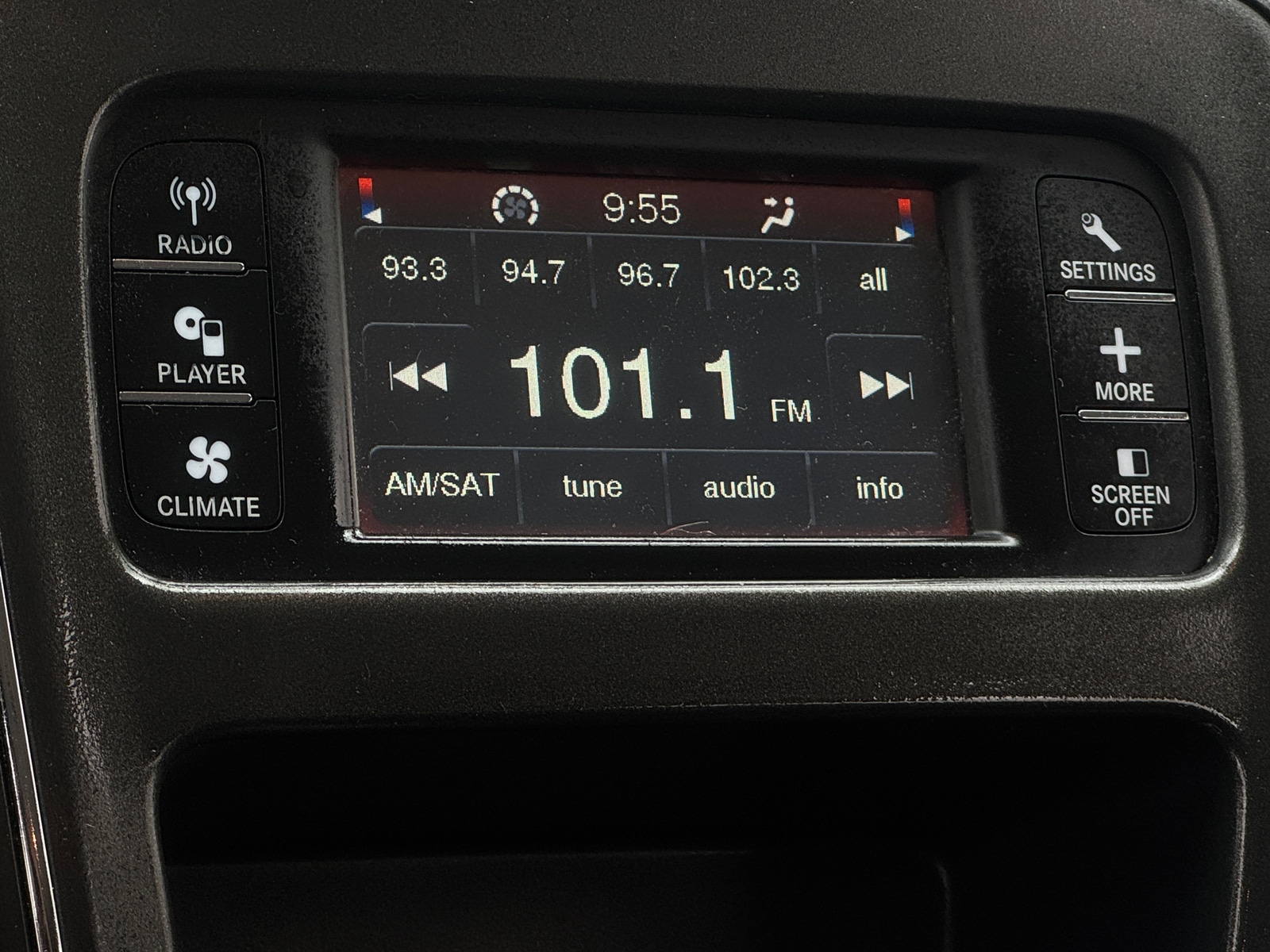 Thumbnail: 2018 Dodge Journey - 4