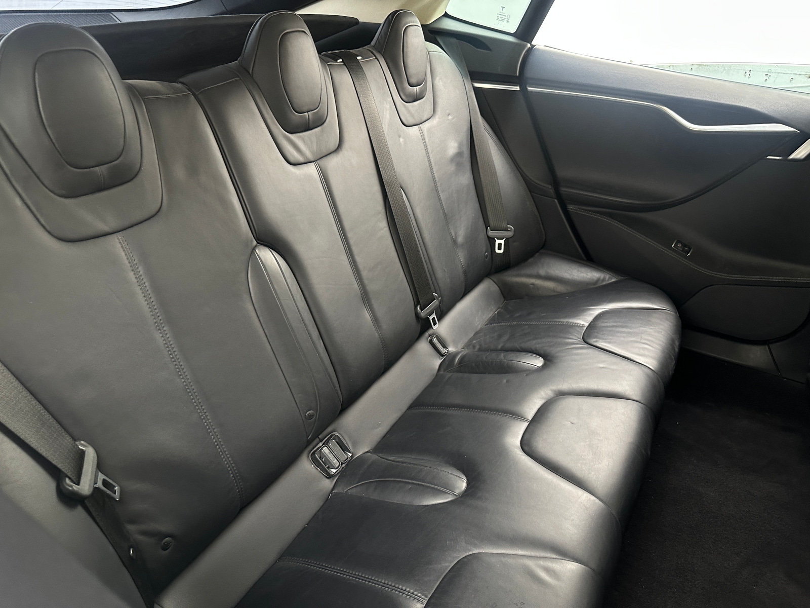 Thumbnail: 2014 Tesla Model S - 5