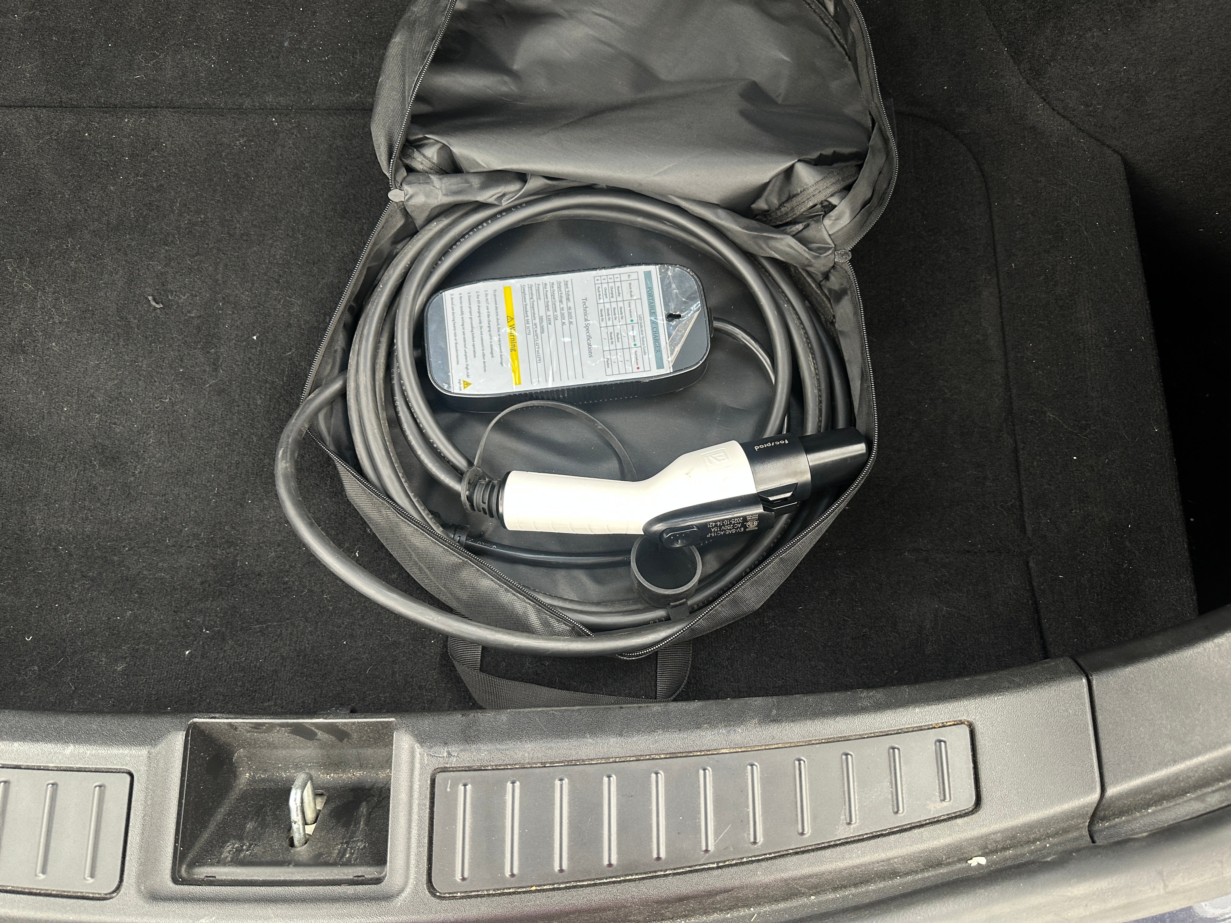 Used 2014 Tesla Model S S with VIN 5YJSA1H15EFP52133 for sale in Pewaukee, WI