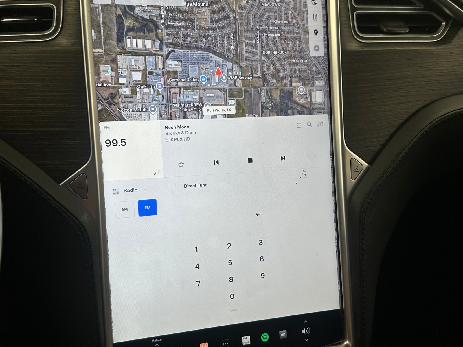 Thumbnail: 2014 Tesla Model S - 3