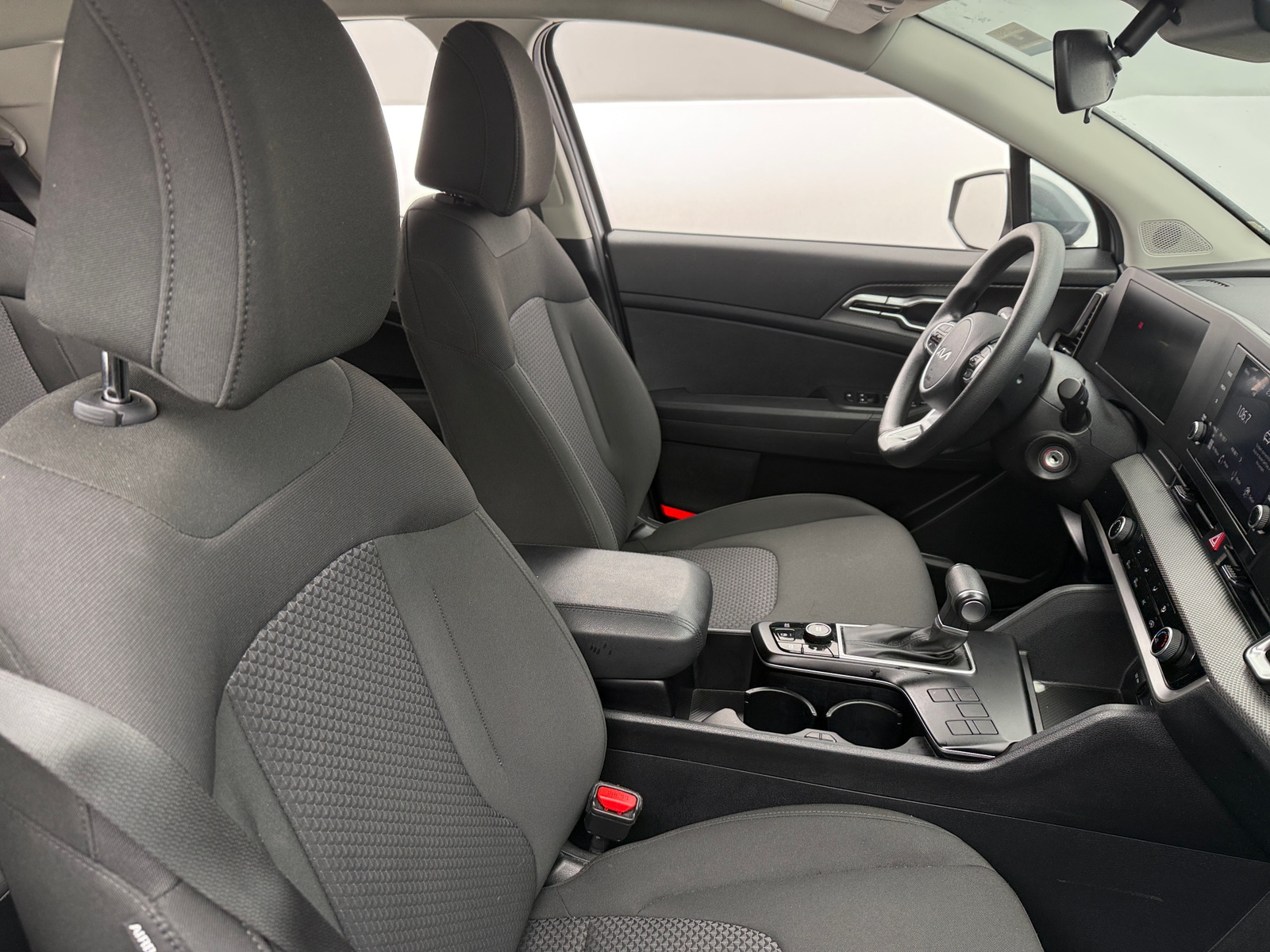 Thumbnail: 2025 Kia Sportage - 2