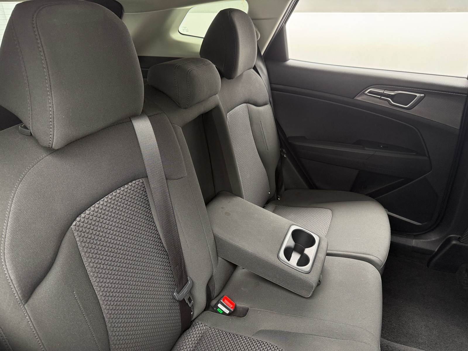 Thumbnail: 2025 Kia Sportage - 6