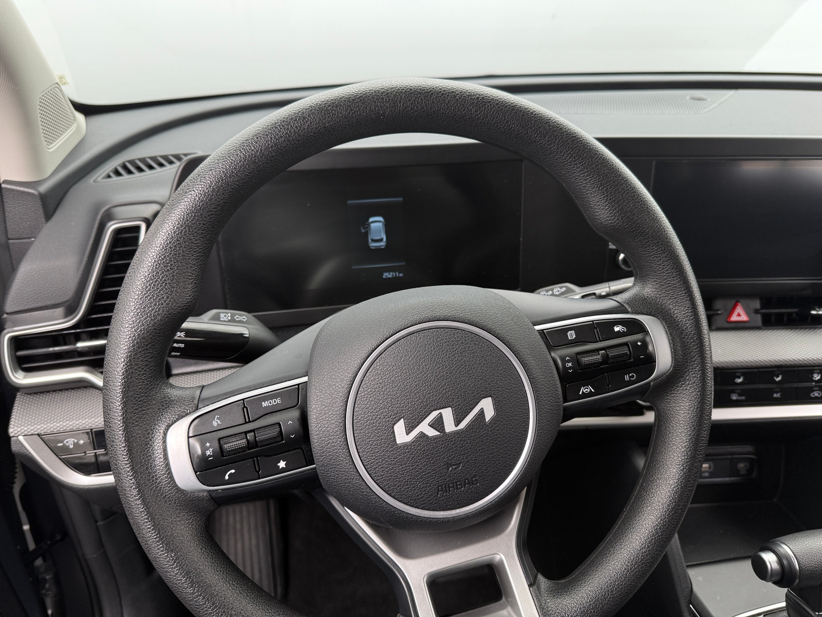 Thumbnail: 2025 Kia Sportage - 5
