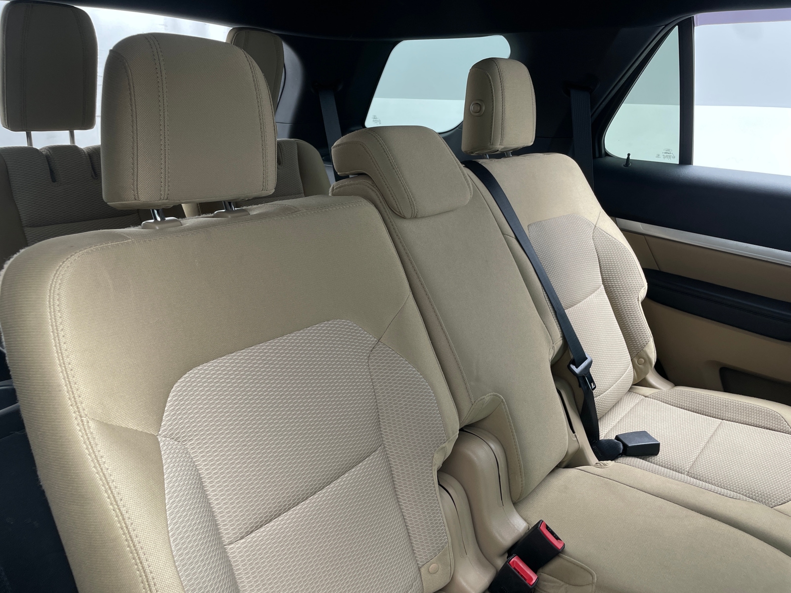 Thumbnail: 2016 Ford Explorer - 6