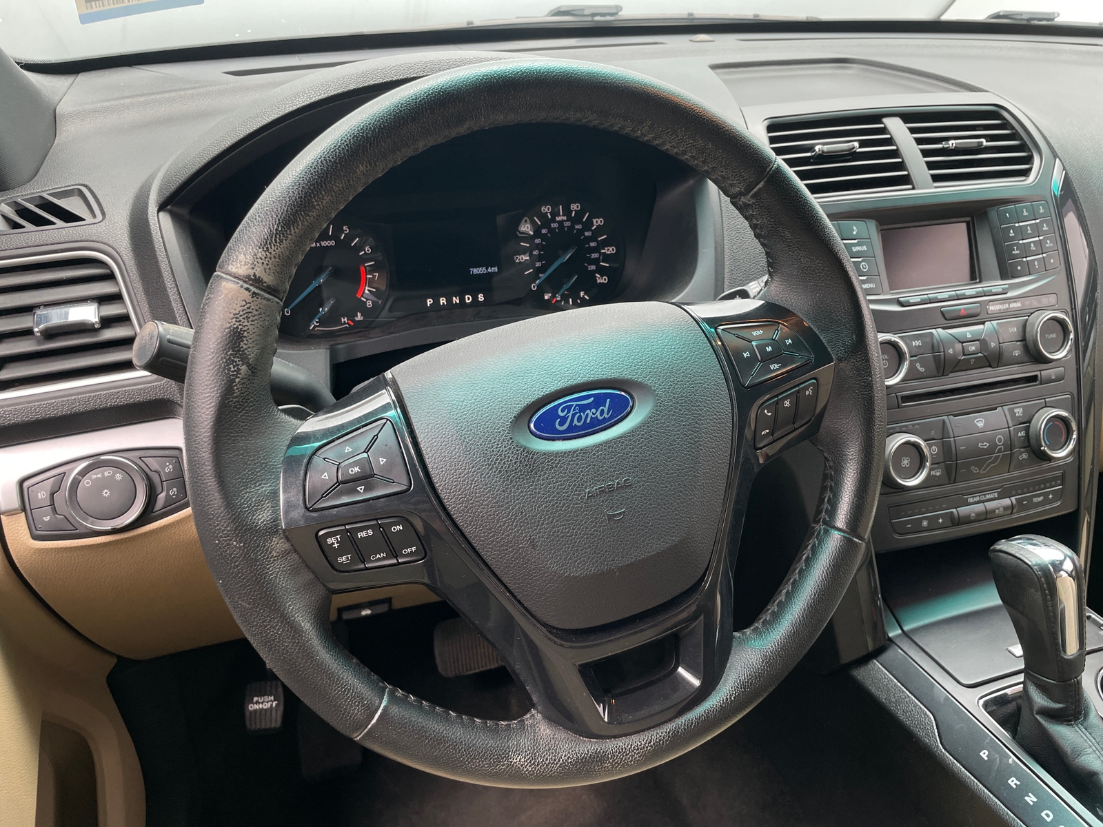 Thumbnail: 2016 Ford Explorer - 5