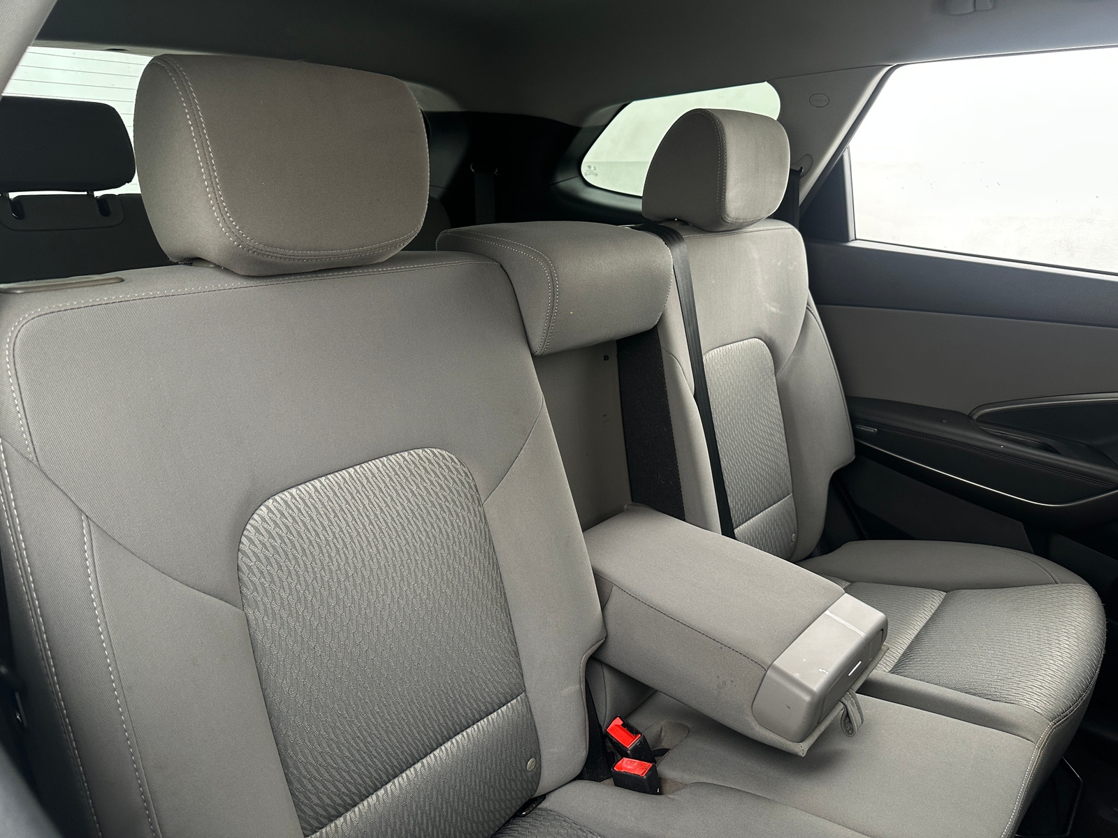 Thumbnail: 2018 Hyundai Santa Fe - 6