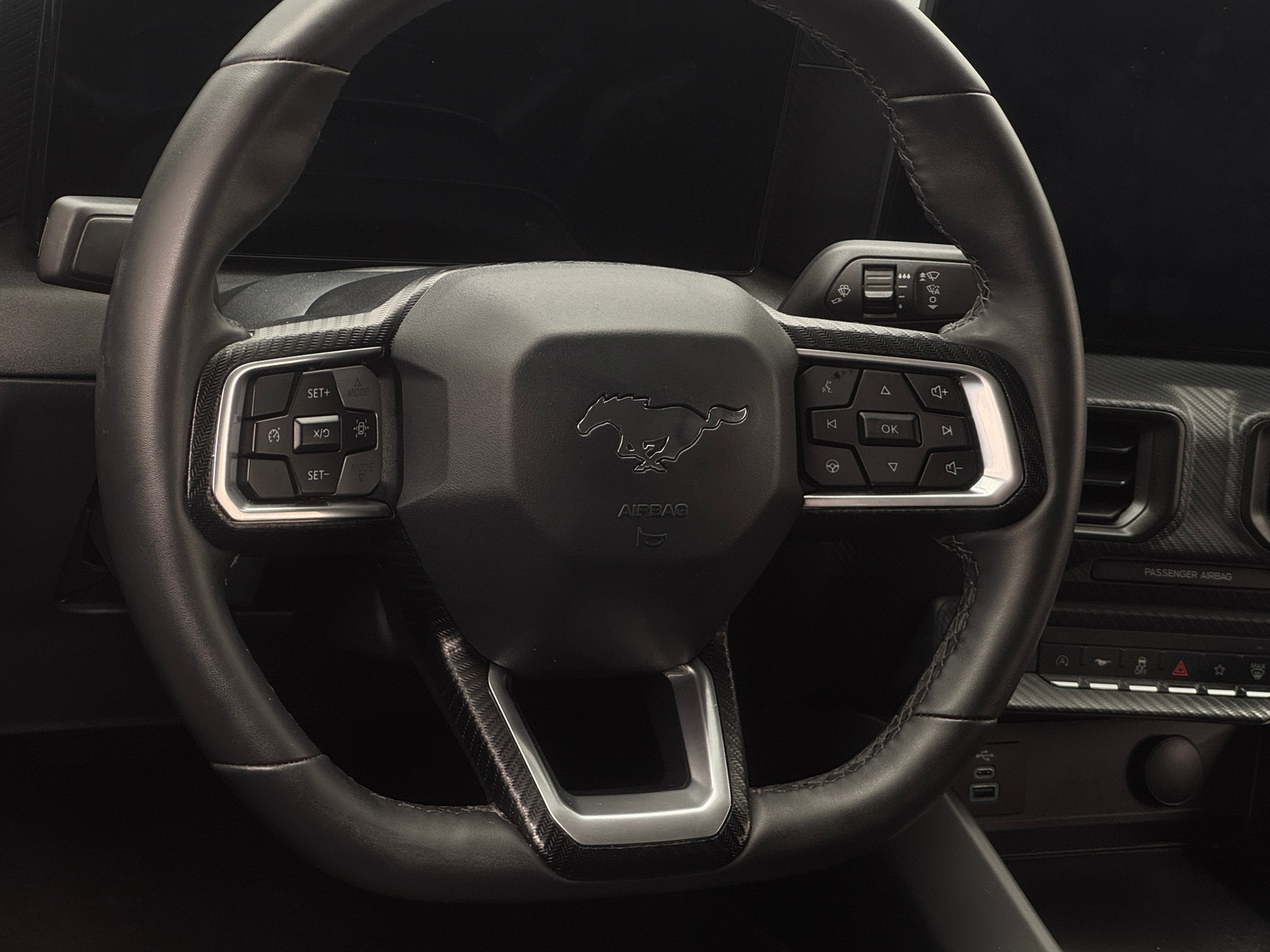 Thumbnail: 2025 Ford Mustang - 4