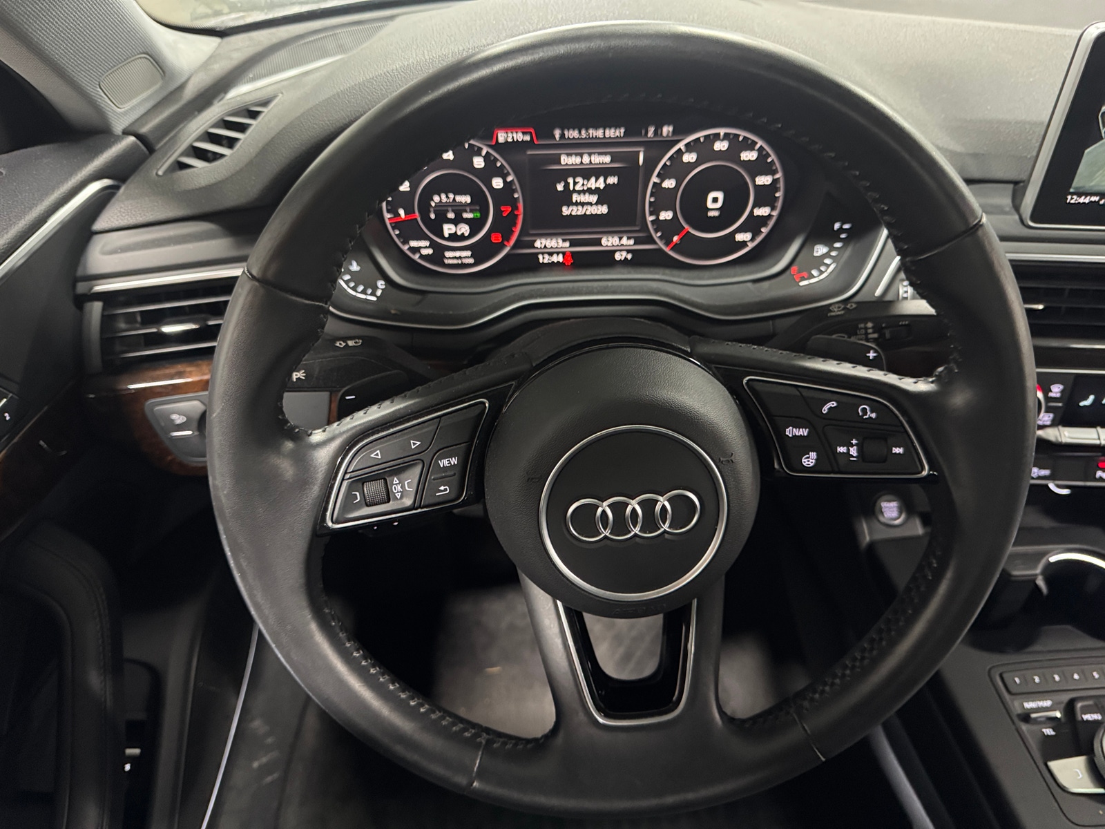 Thumbnail: 2019 Audi A4 - 4