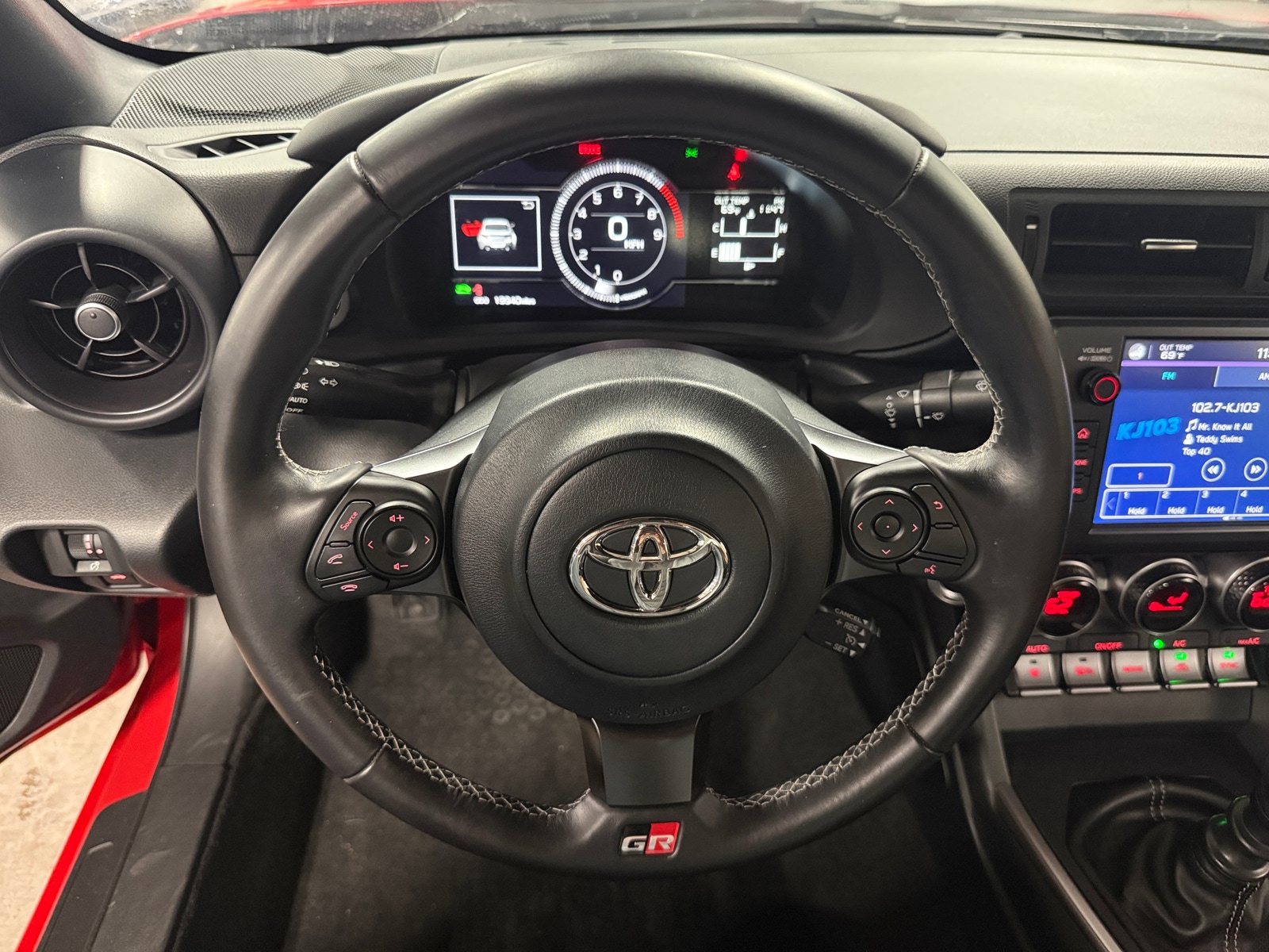 Thumbnail: 2022 Toyota GR86 - 4