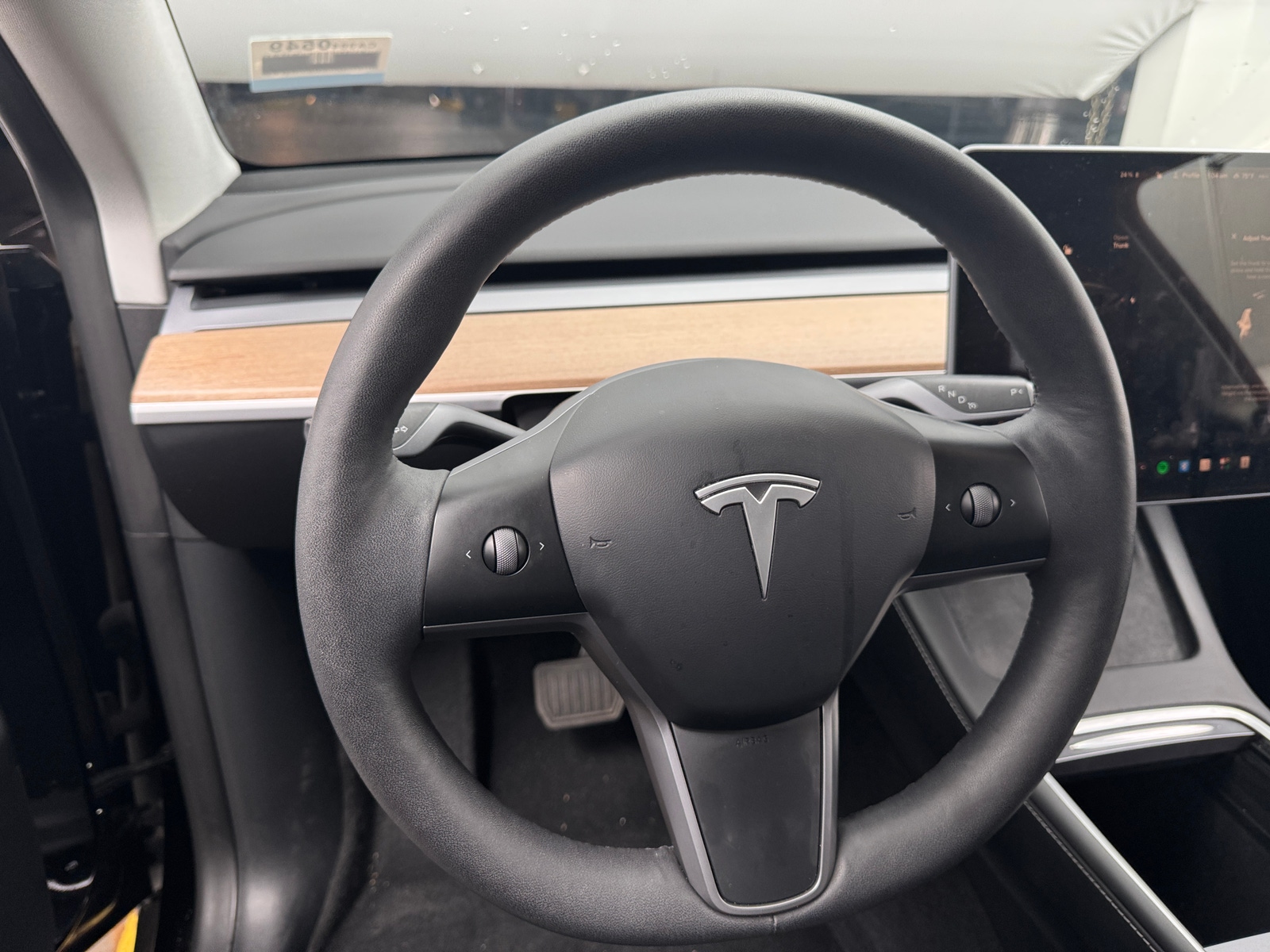 Thumbnail: 2023 Tesla Model Y - 4