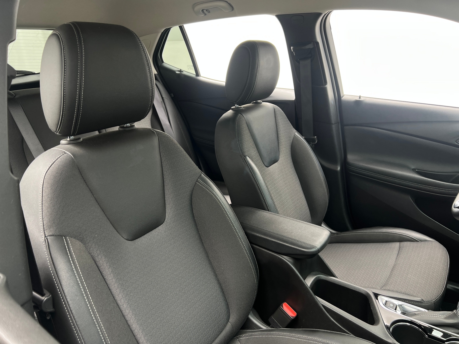 Thumbnail: 2025 Buick Encore GX - 2