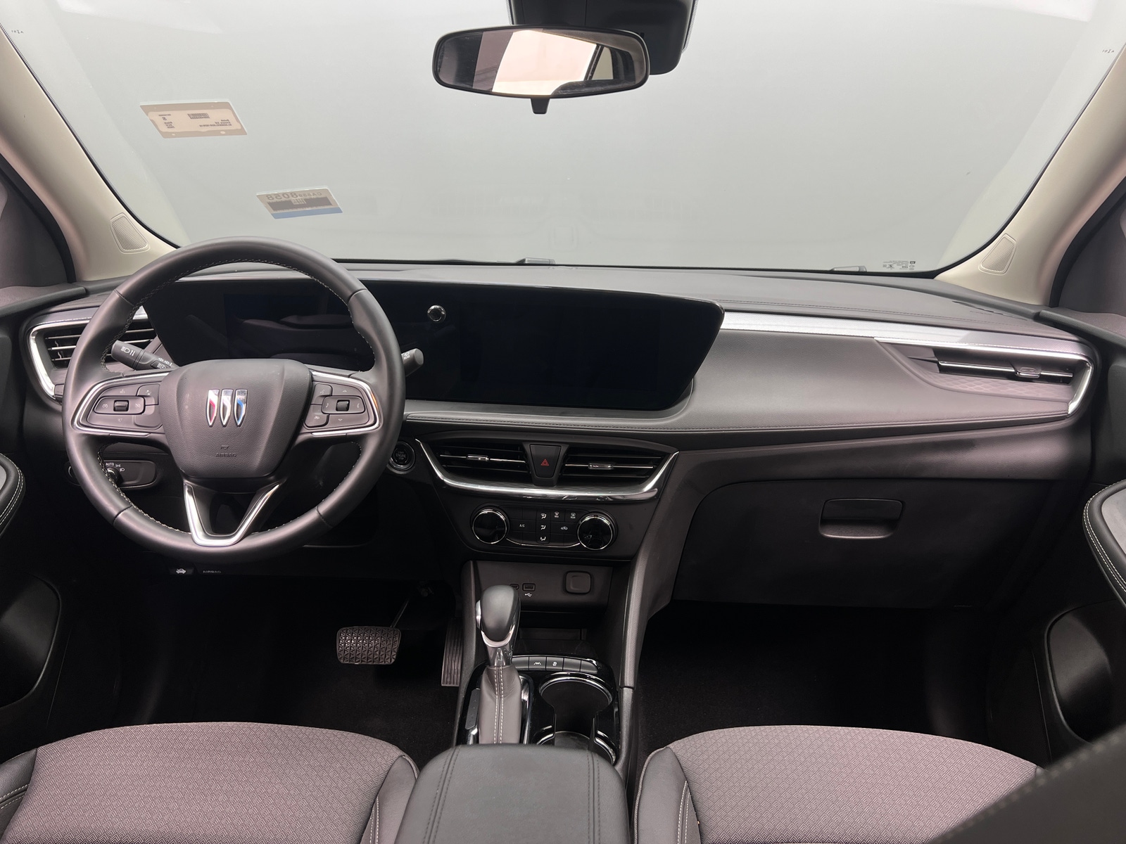 Thumbnail: 2025 Buick Encore GX - 3