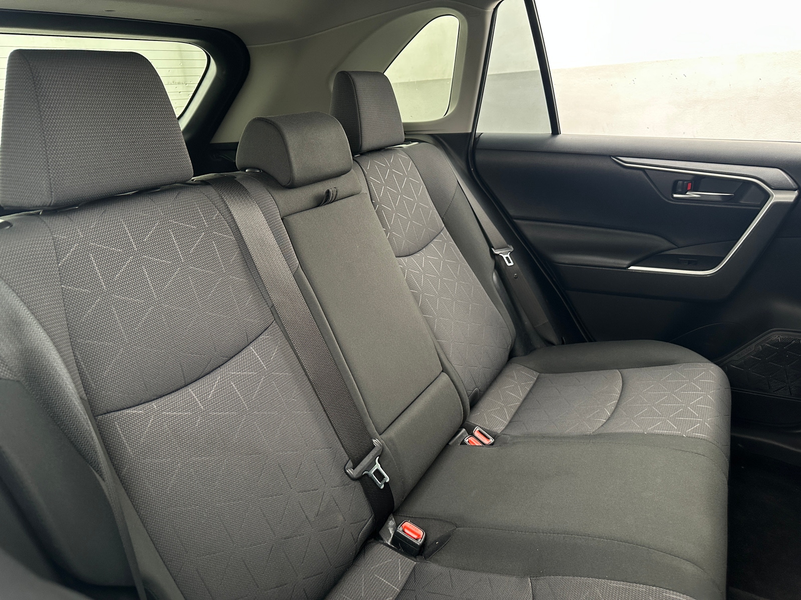 Thumbnail: 2019 Toyota RAV4 - 6
