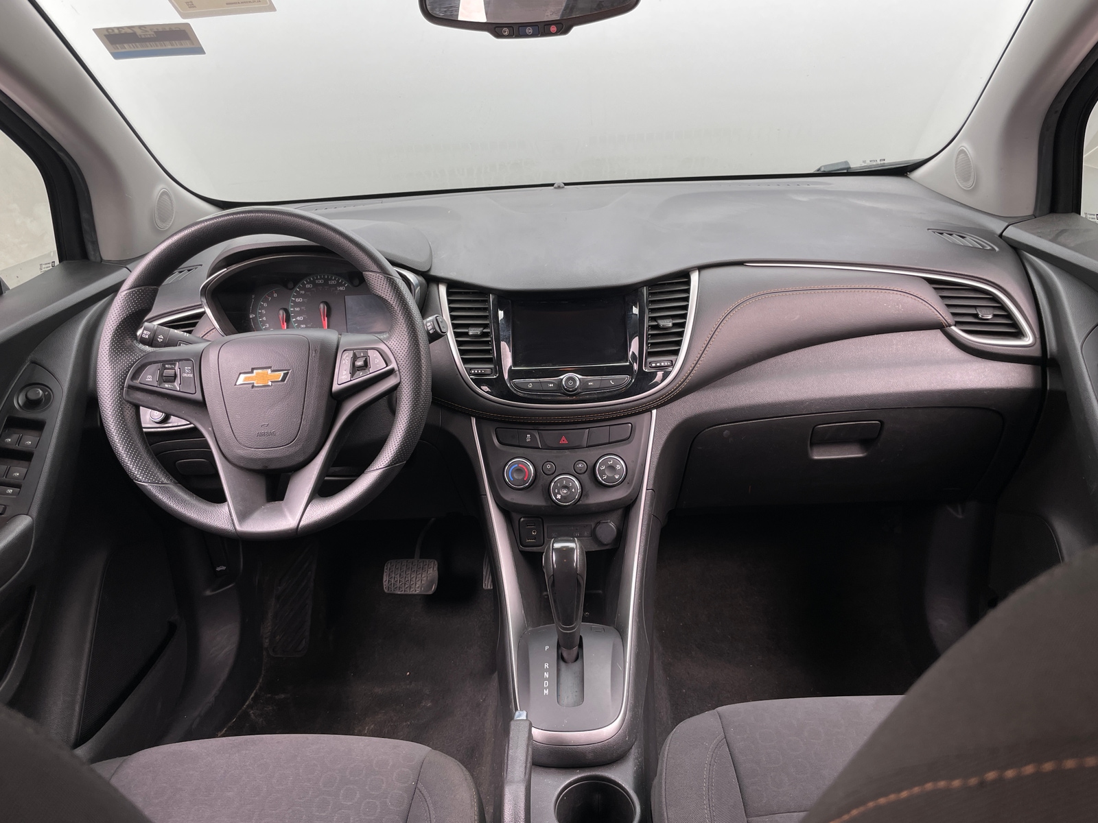Thumbnail: 2020 Chevrolet Trax - 3