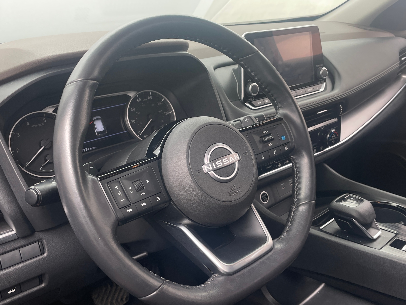 Thumbnail: 2022 Nissan Rogue - 4