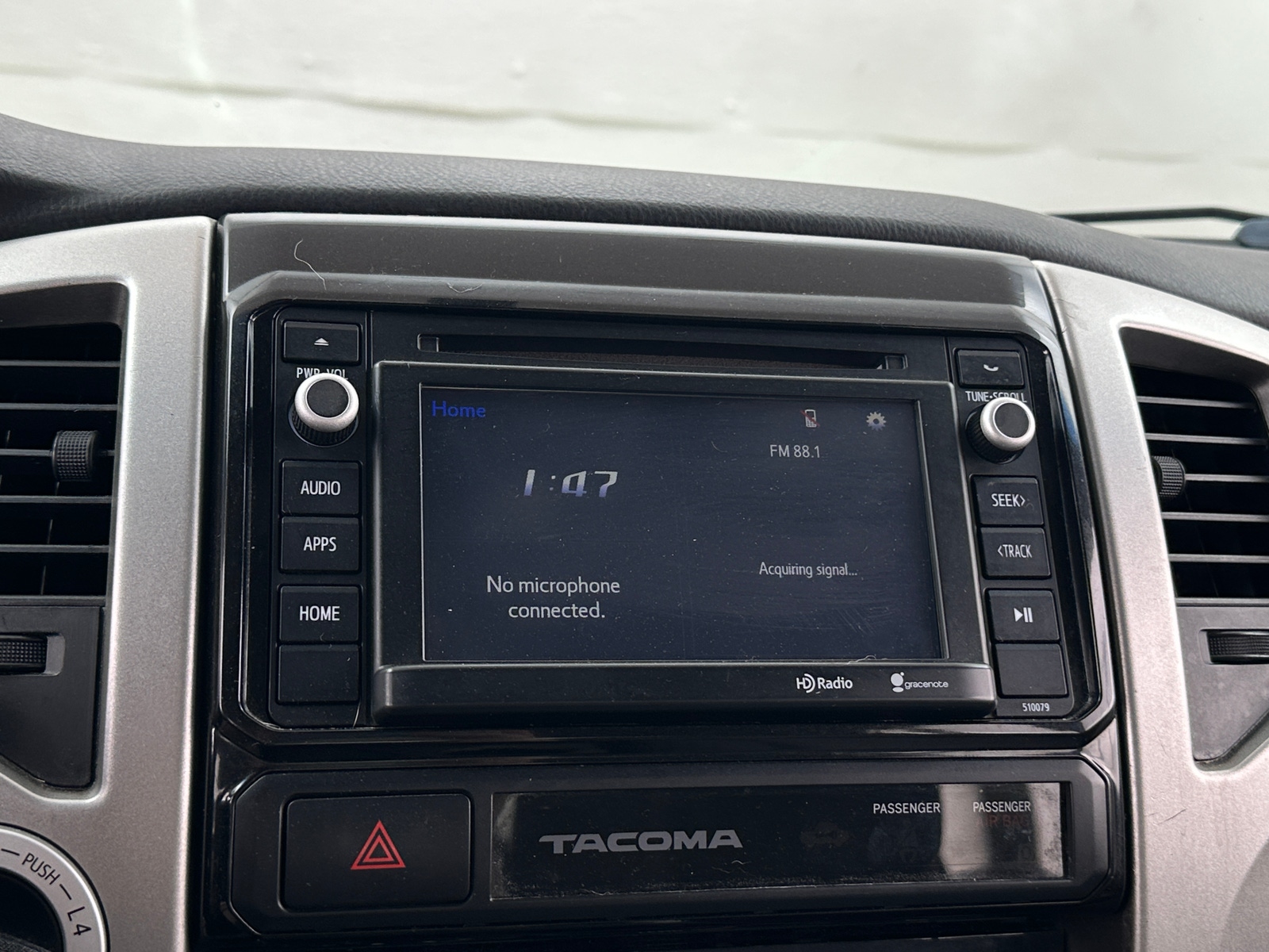 Thumbnail: 2015 Toyota Tacoma - 4