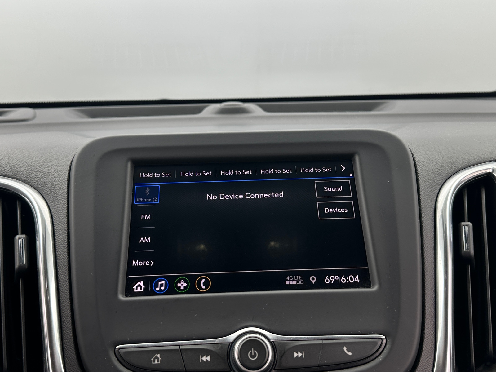 Thumbnail: 2020 Chevrolet Equinox - 4