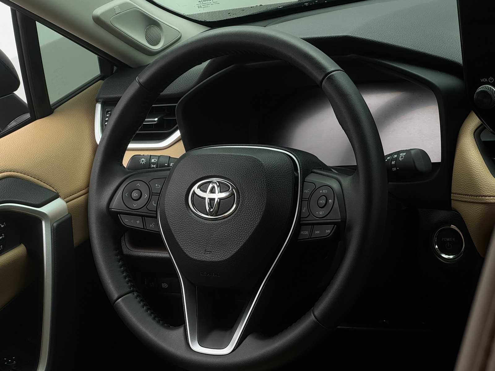 Thumbnail: 2025 Toyota RAV4 - 4