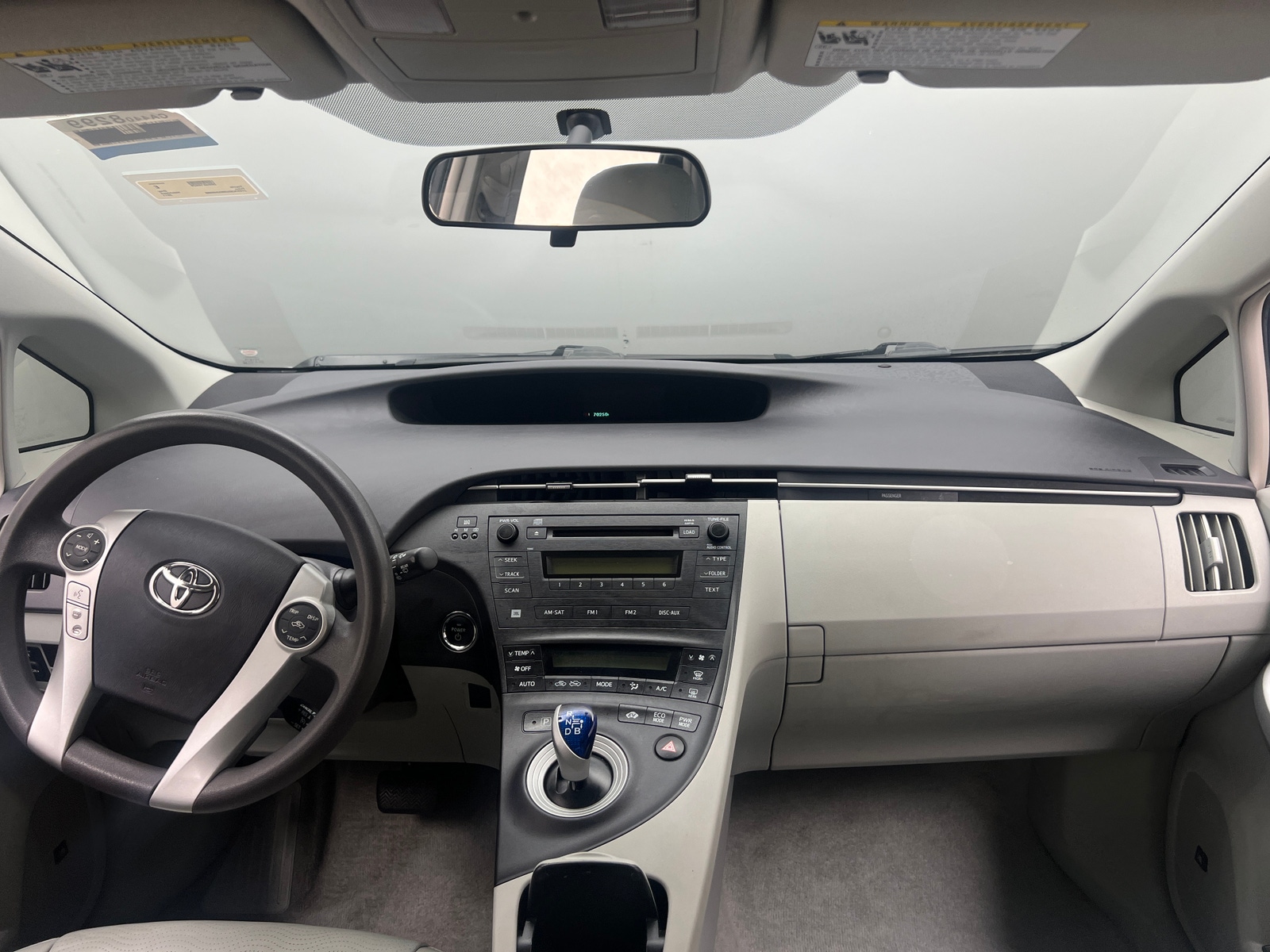 Thumbnail: 2011 Toyota Prius - 3