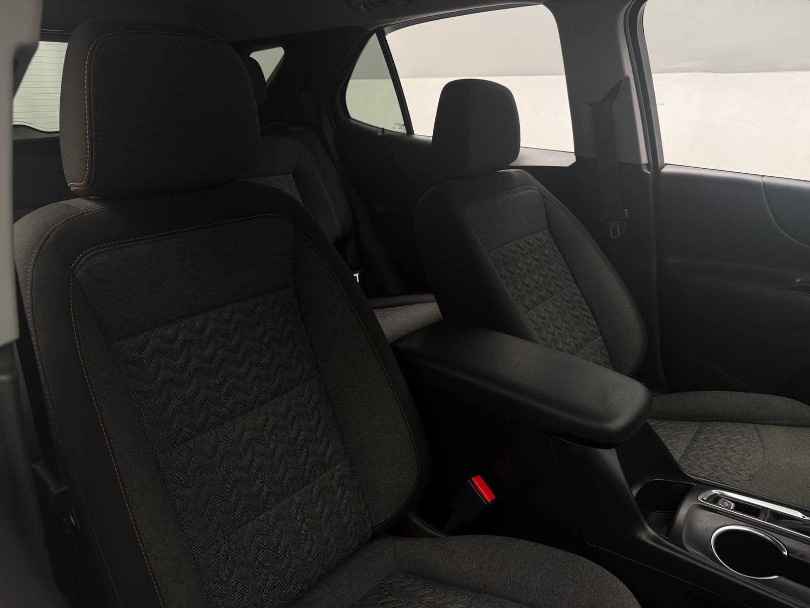 Thumbnail: 2022 Chevrolet Equinox - 2