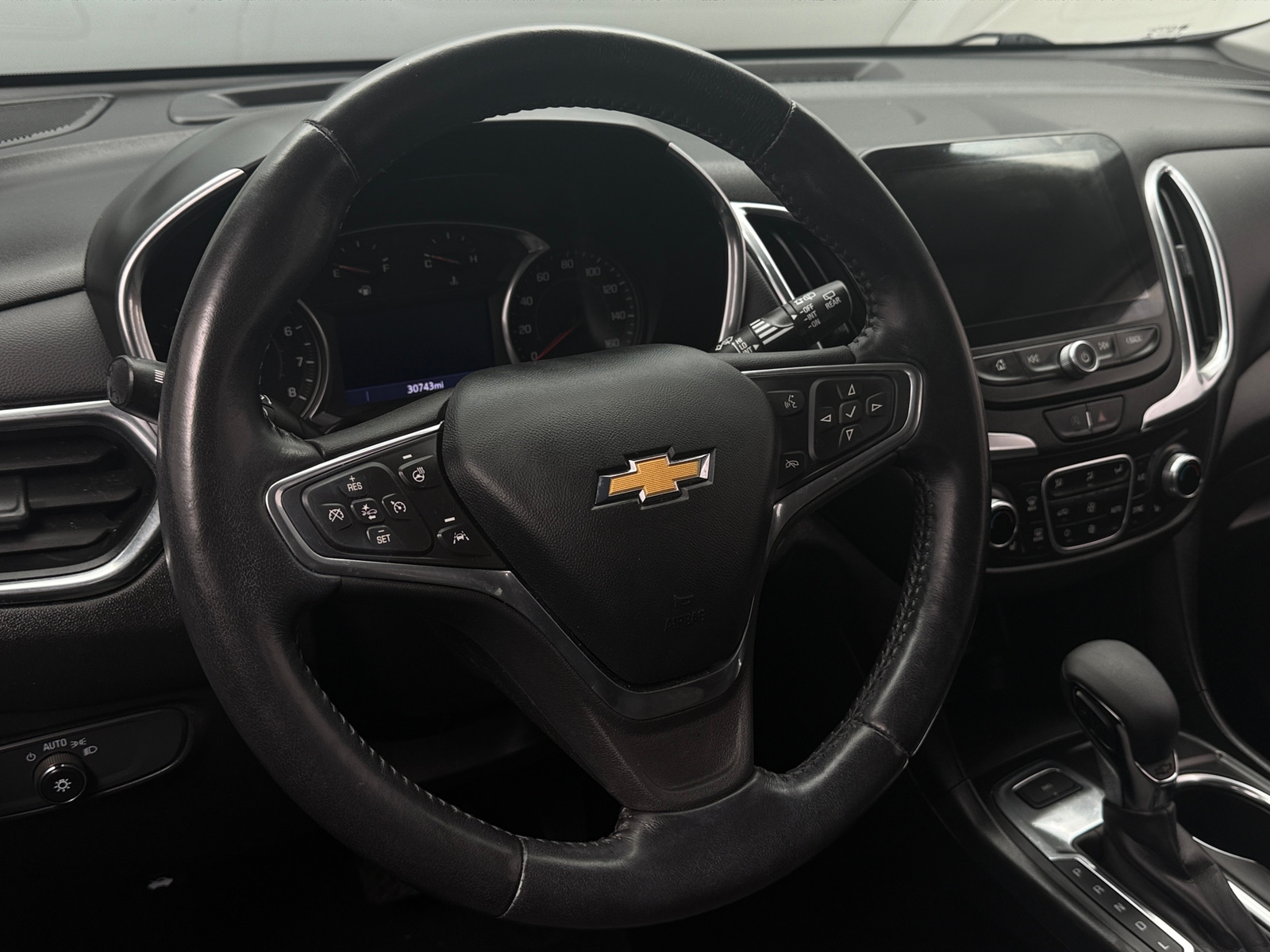 Thumbnail: 2022 Chevrolet Equinox - 5