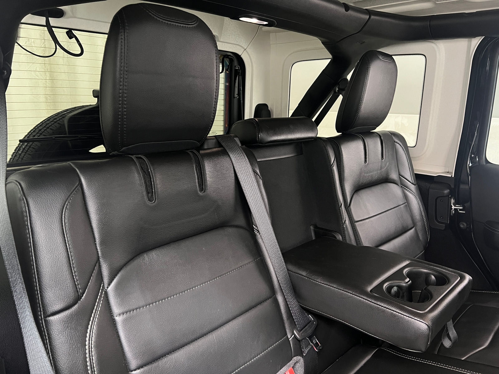 Thumbnail: 2021 Jeep Wrangler - 5