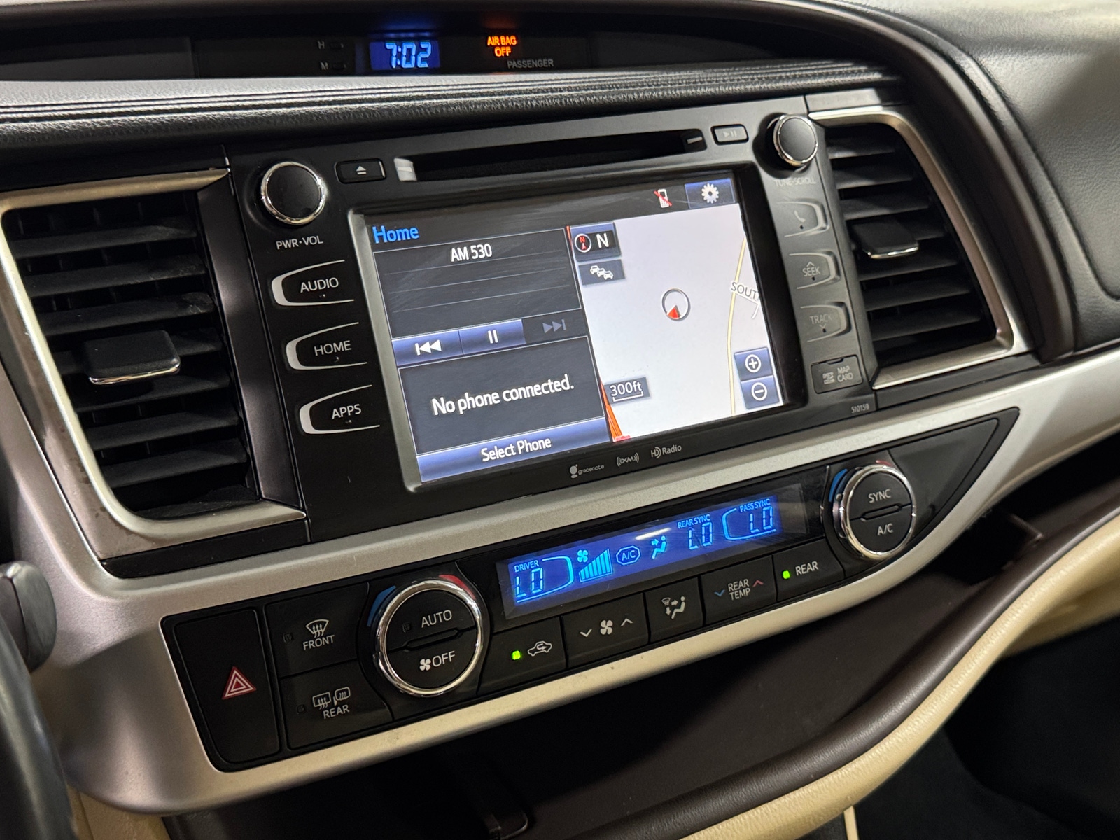 Thumbnail: 2016 Toyota Highlander - 3