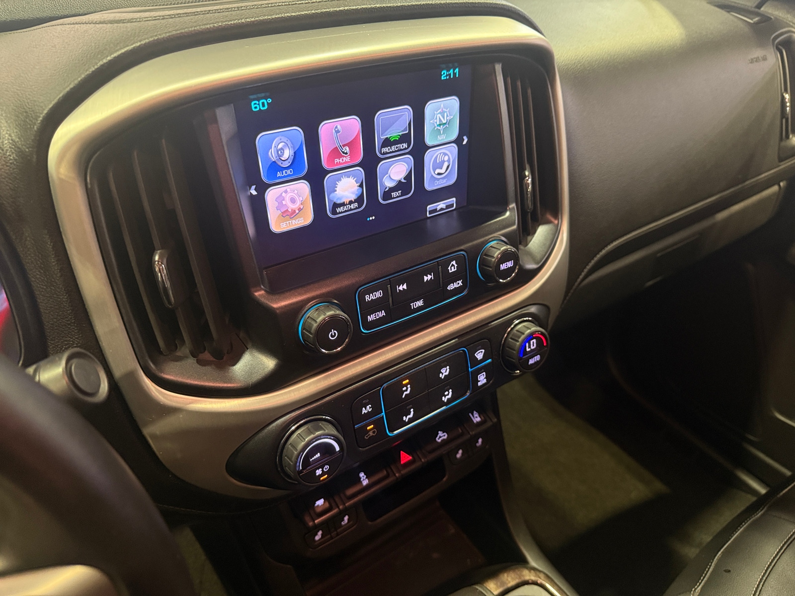 Thumbnail: 2017 GMC Canyon - 3