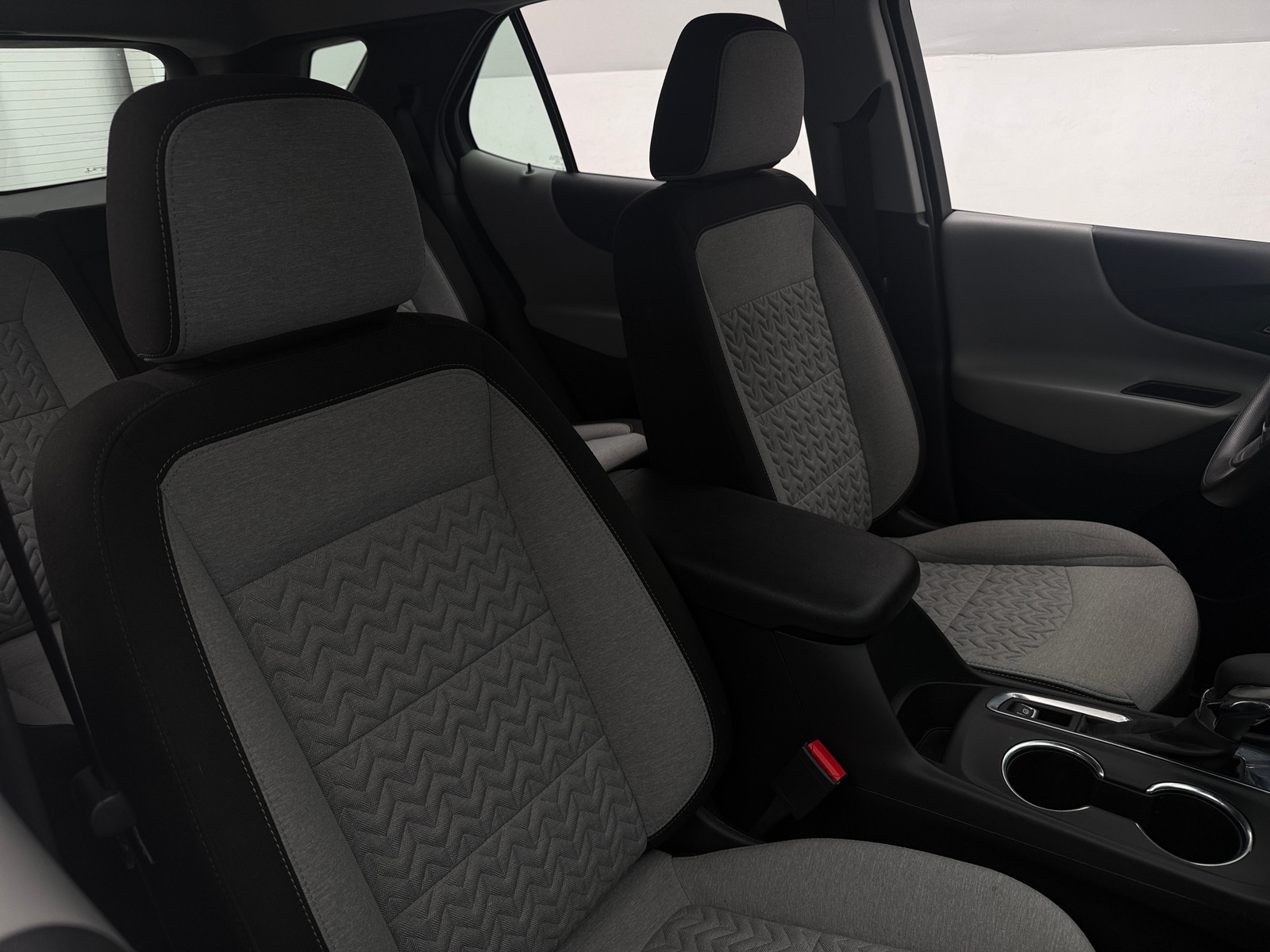 Thumbnail: 2023 Chevrolet Equinox - 2