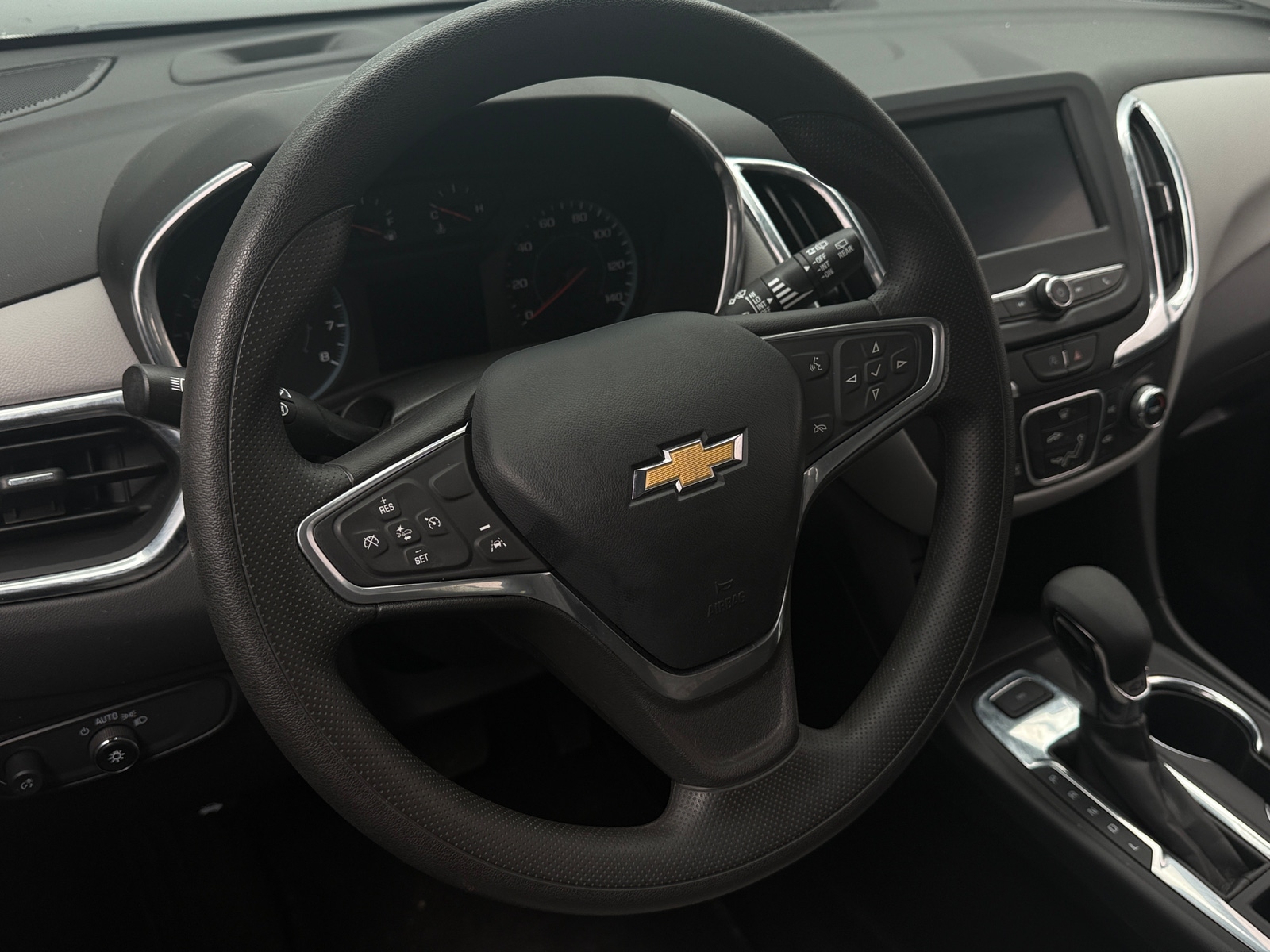 Thumbnail: 2023 Chevrolet Equinox - 5