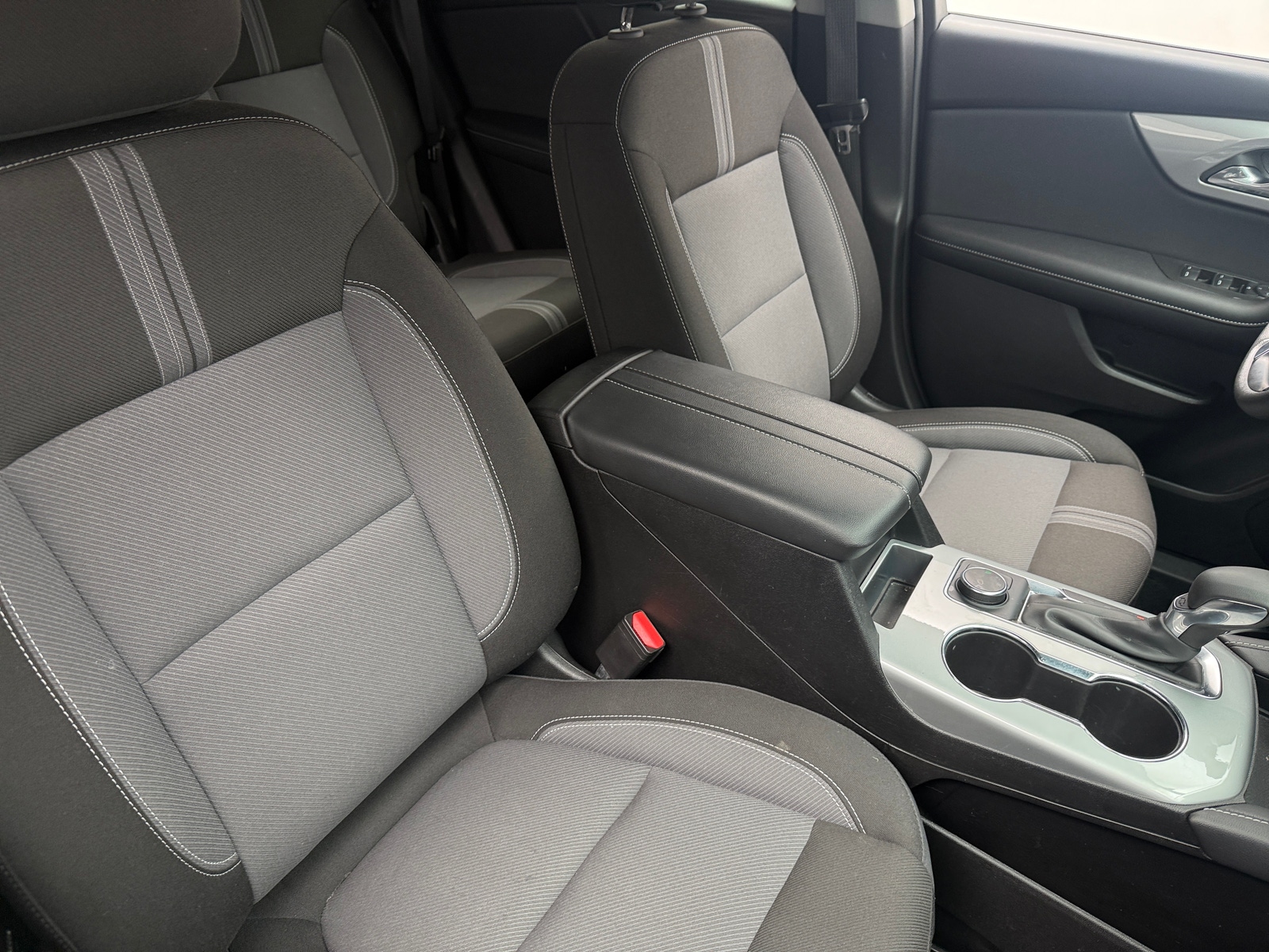 Thumbnail: 2025 Chevrolet Blazer - 2