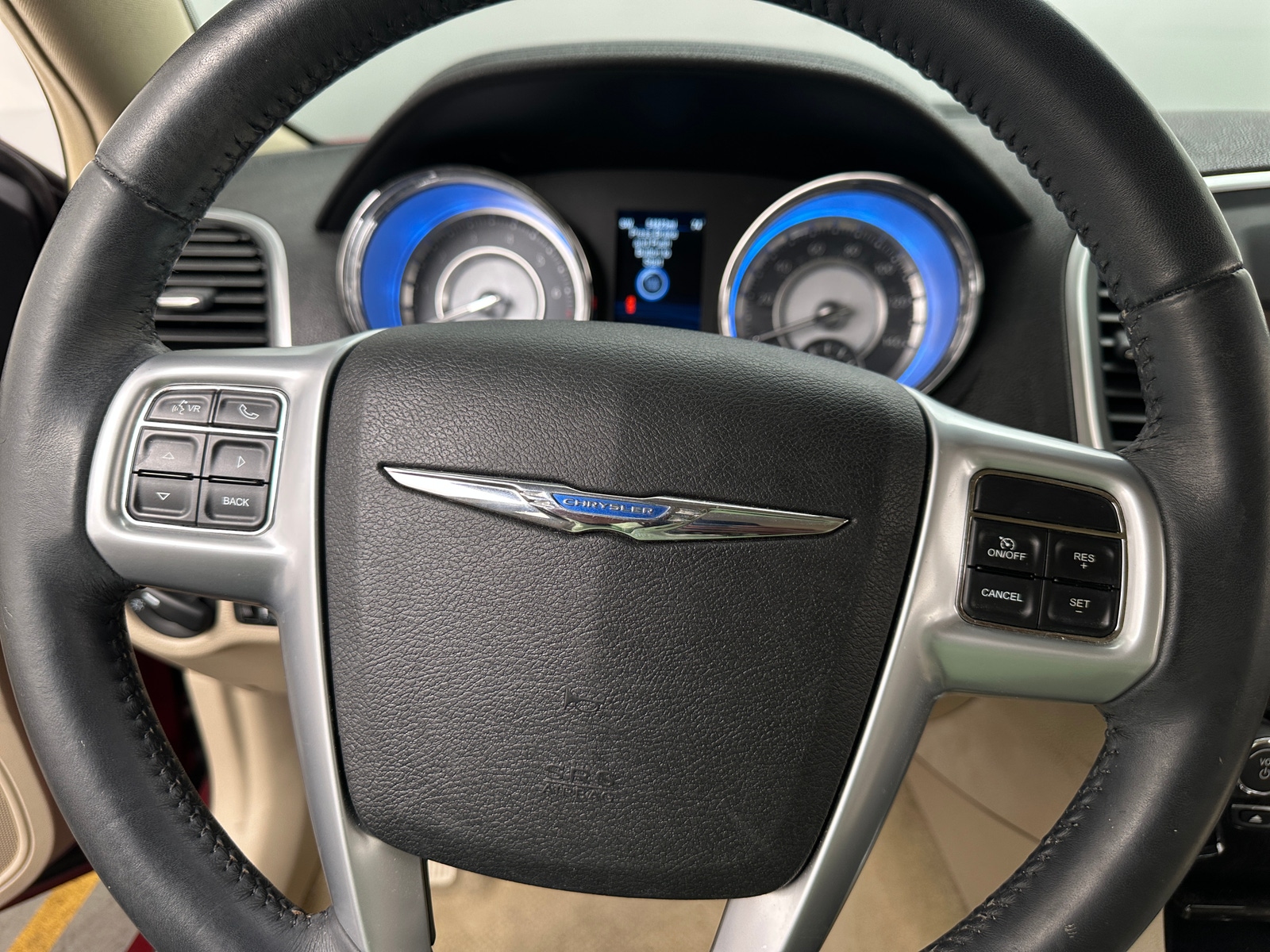 Thumbnail: 2014 Chrysler 300 - 4