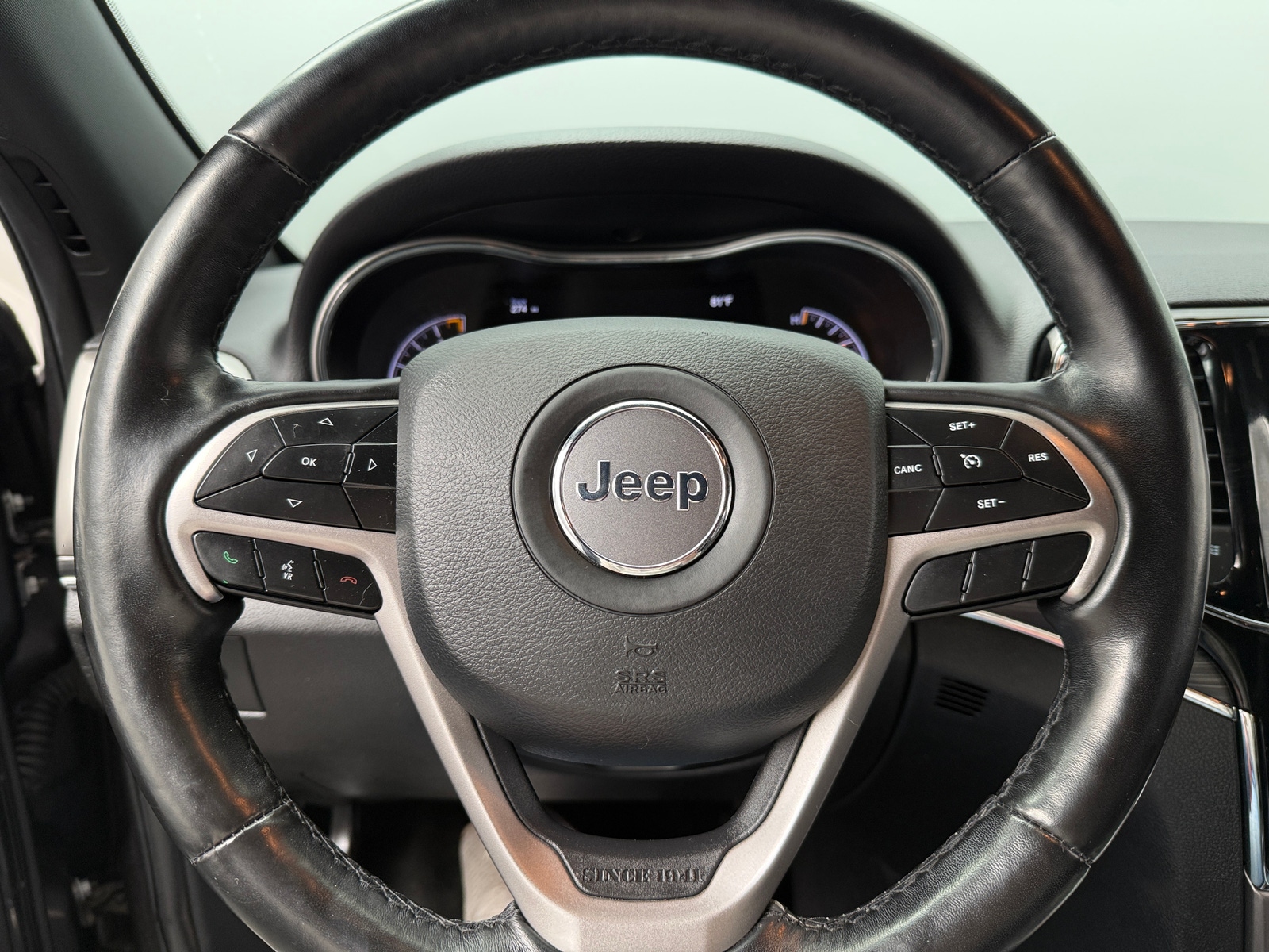 Thumbnail: 2020 Jeep Grand Cherokee - 4