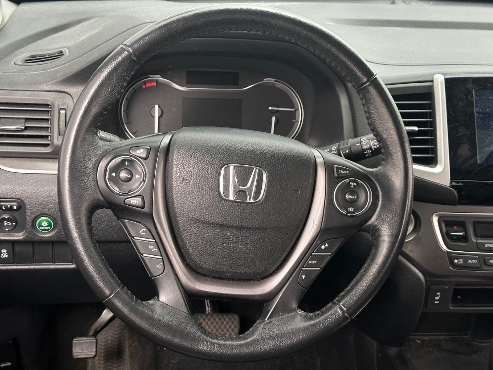 Thumbnail: 2016 Honda Pilot - 4