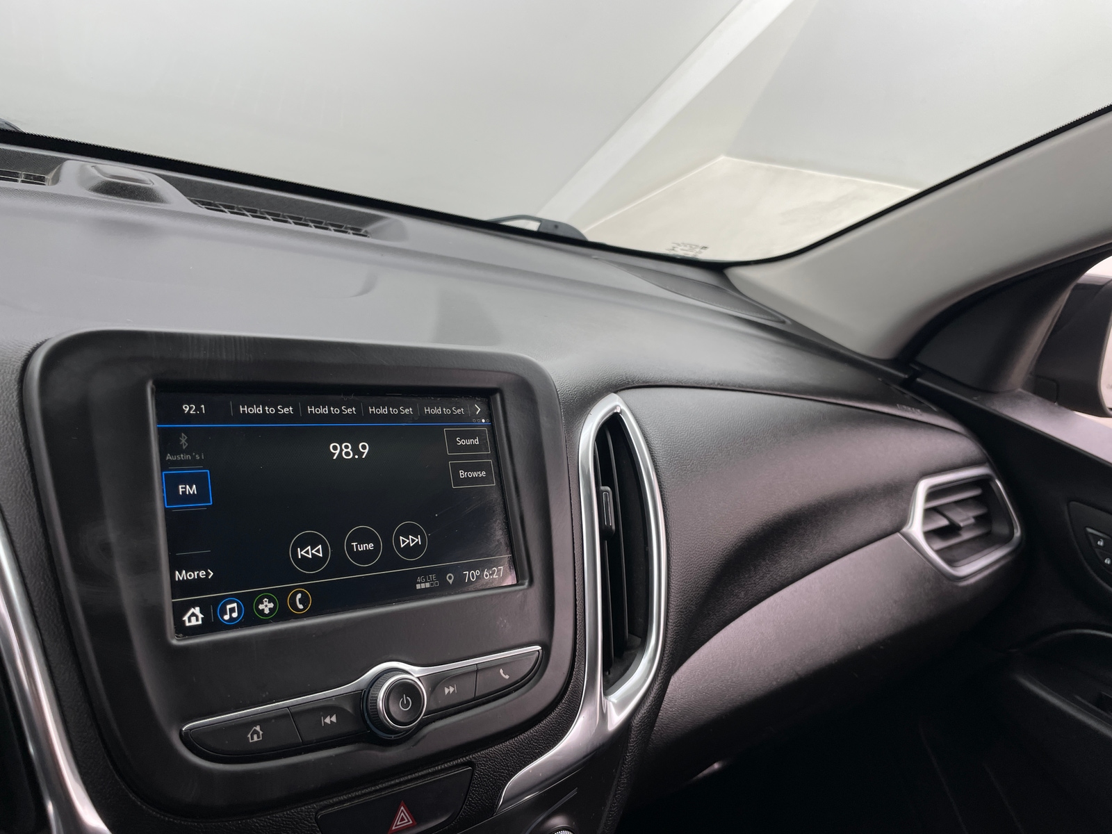 Thumbnail: 2019 Chevrolet Equinox - 4